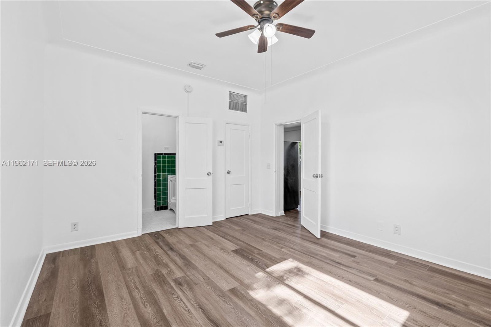 REV PLAT OF BRANDON PARK - Residential Income