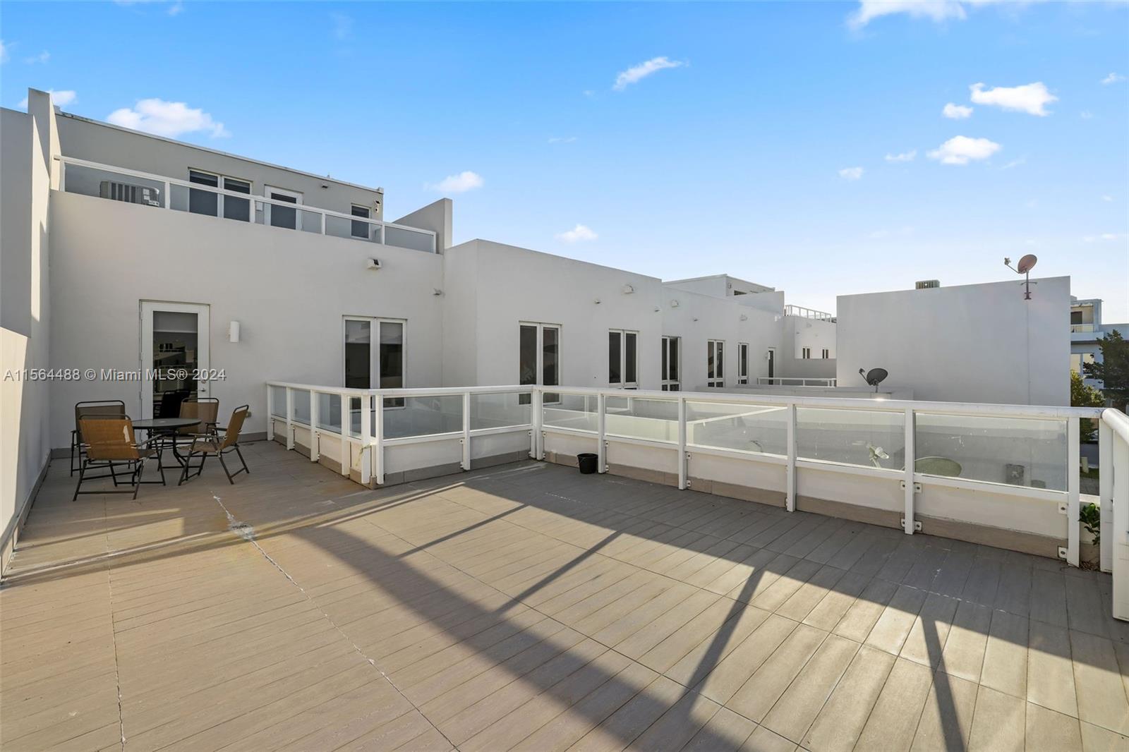 LANDMARK AT DORAL - Residential Lease
