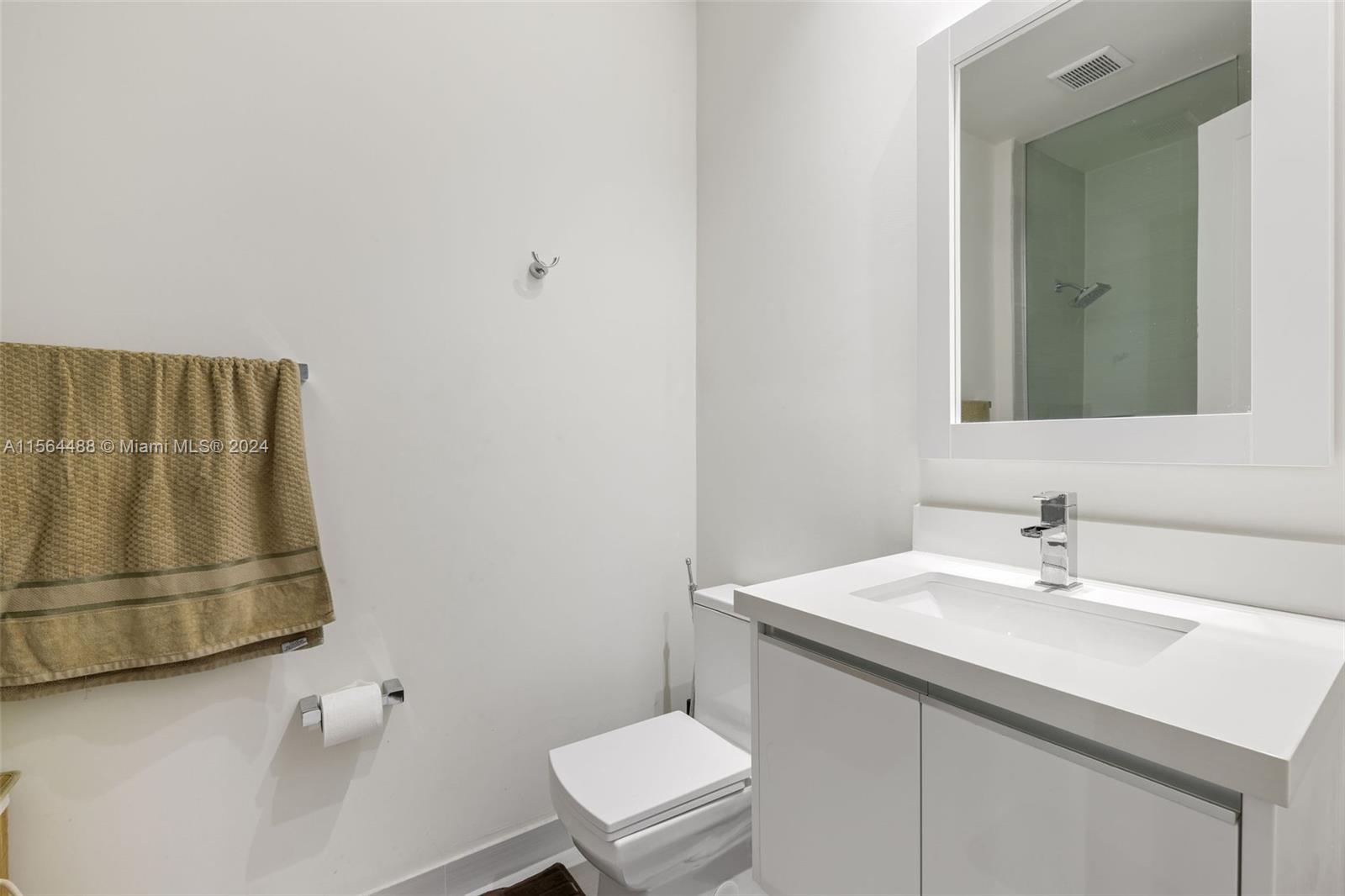 LANDMARK AT DORAL - Residential Lease