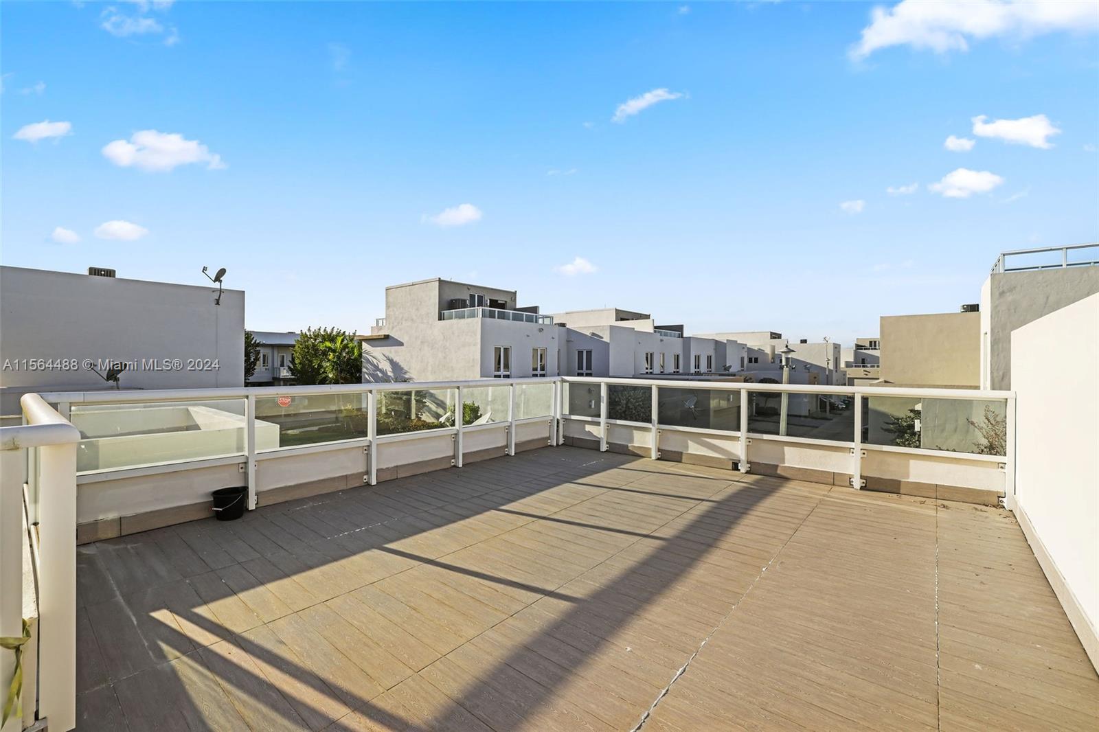 LANDMARK AT DORAL - Residential Lease