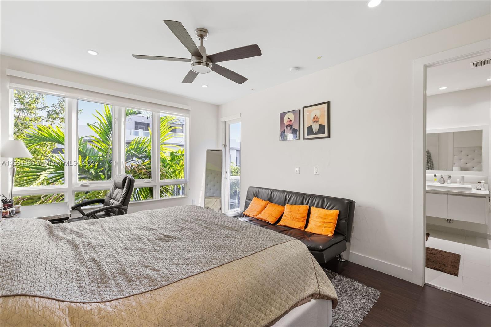 LANDMARK AT DORAL - Residential Lease