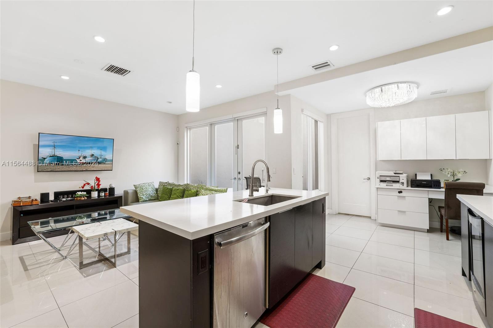 LANDMARK AT DORAL - Residential Lease