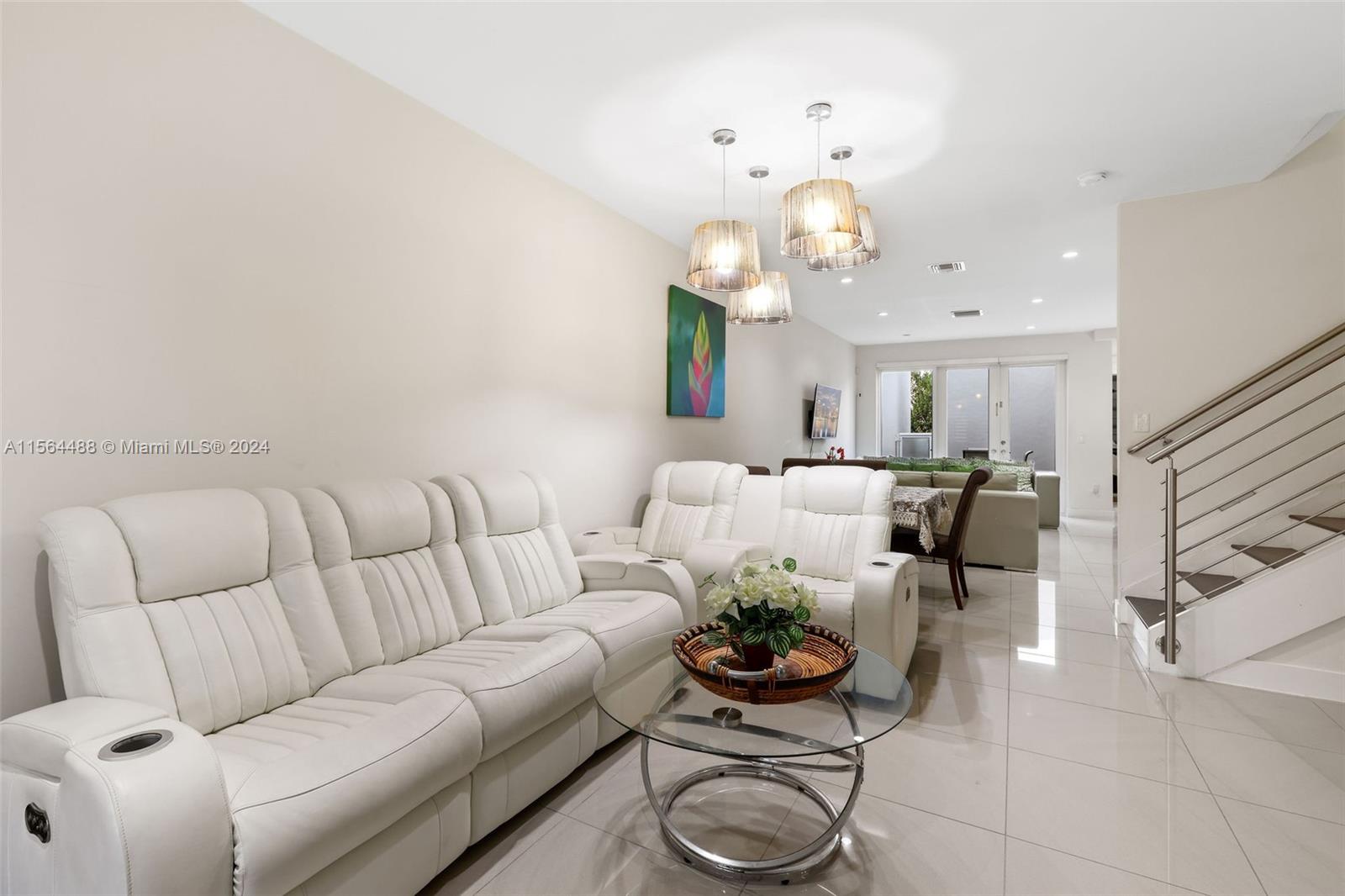 LANDMARK AT DORAL - Residential Lease