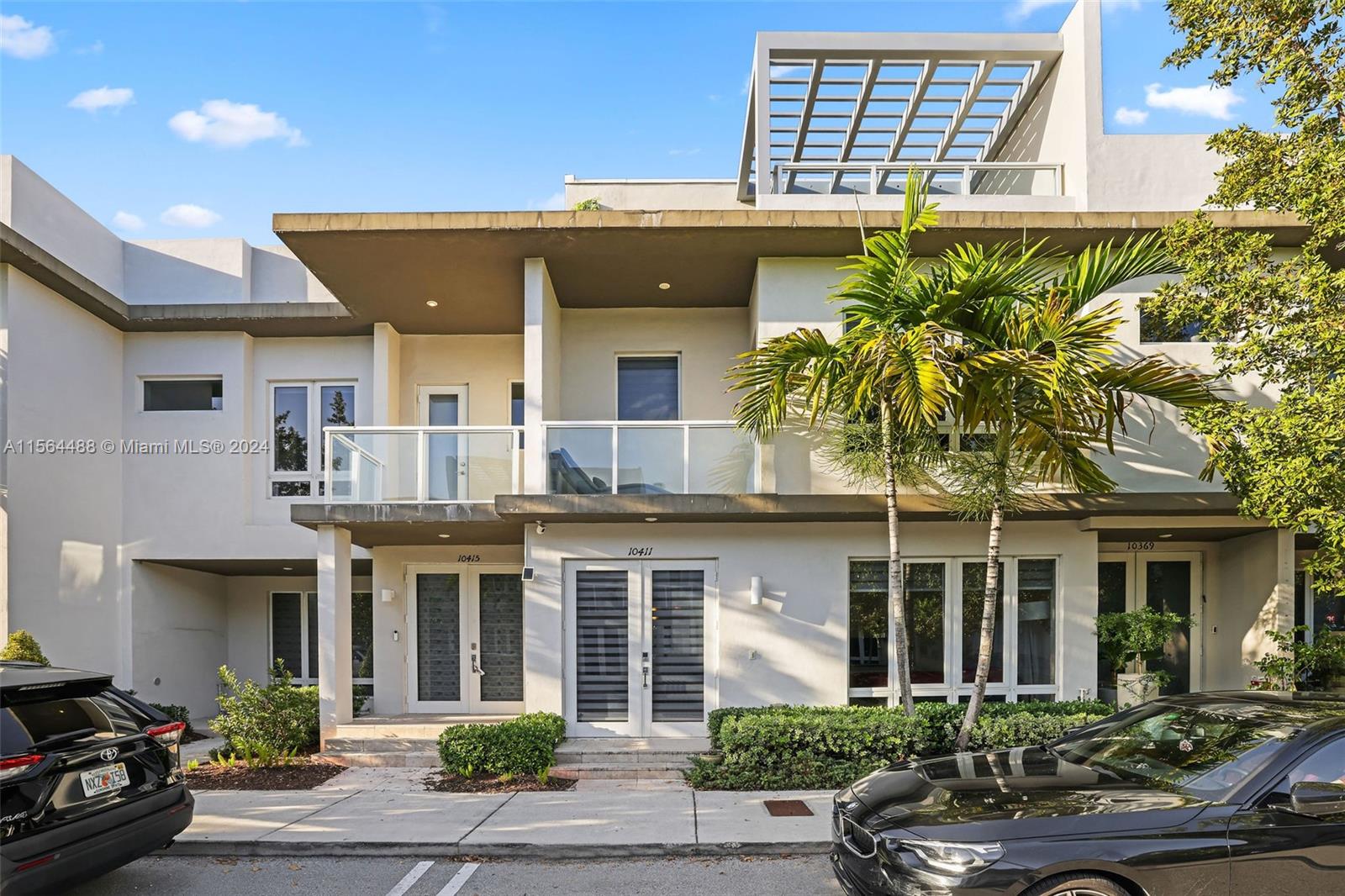 LANDMARK AT DORAL - Residential Lease