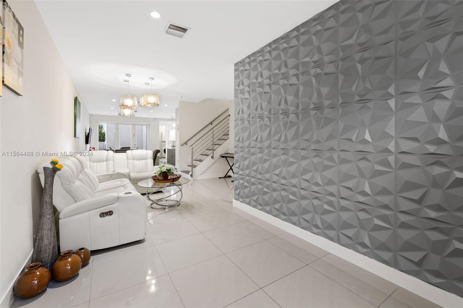 LANDMARK AT DORAL - Residential Lease