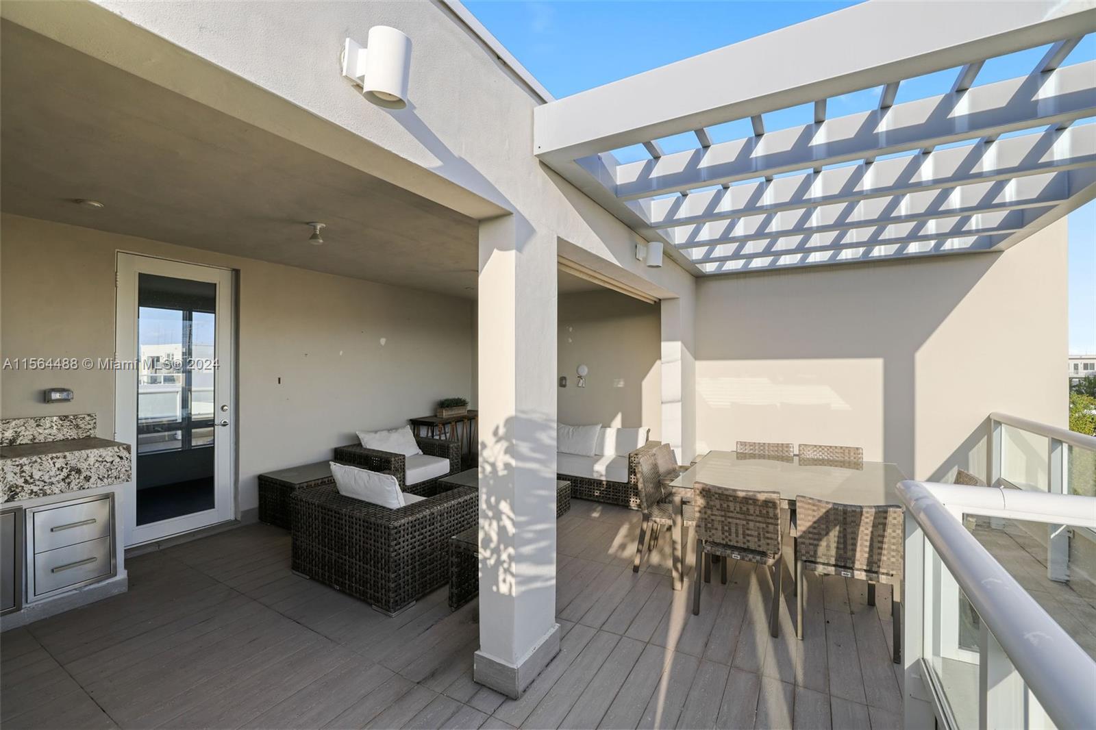 LANDMARK AT DORAL - Residential Lease
