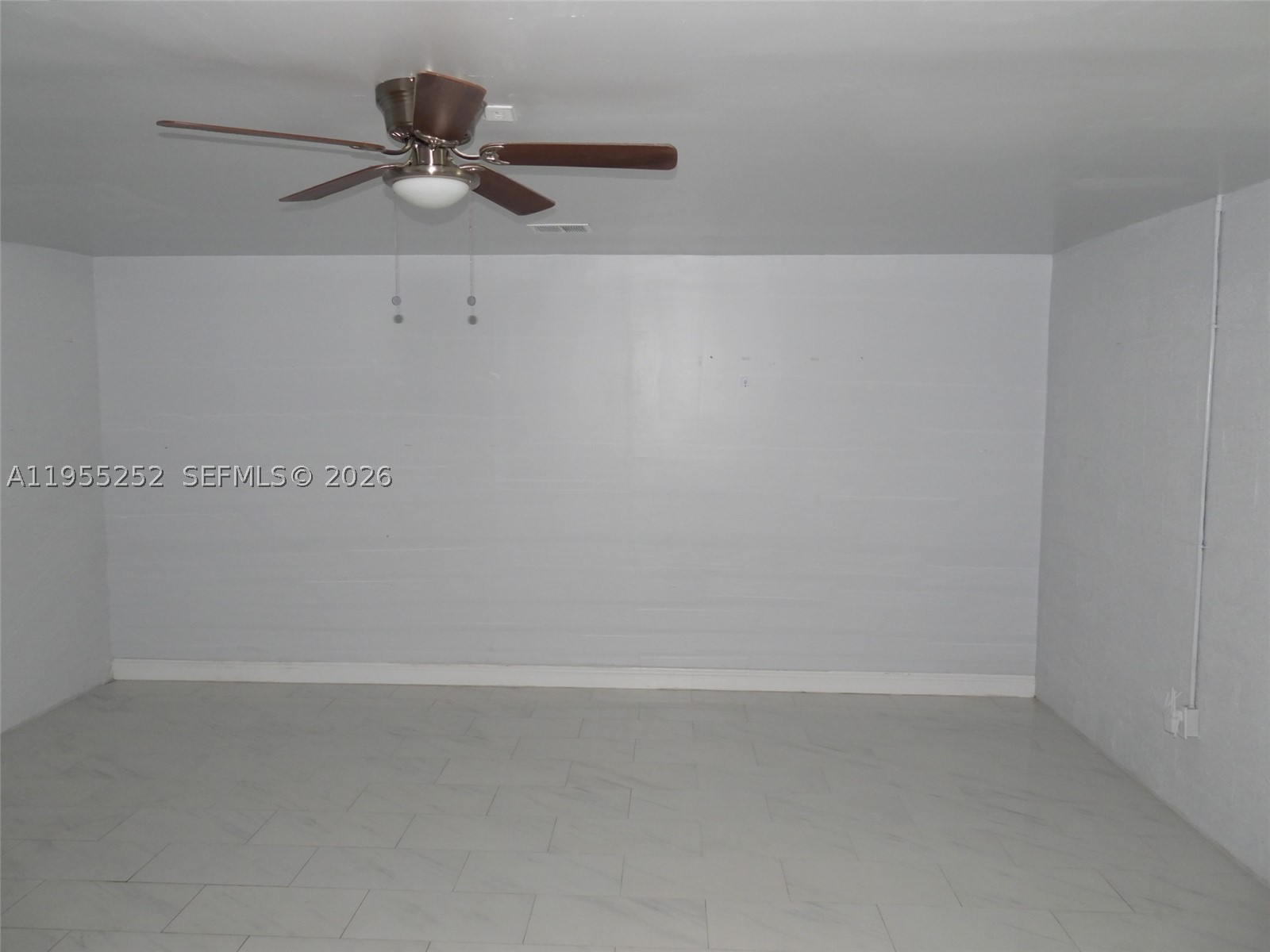 WELLEBY UNIT 1 - Residential