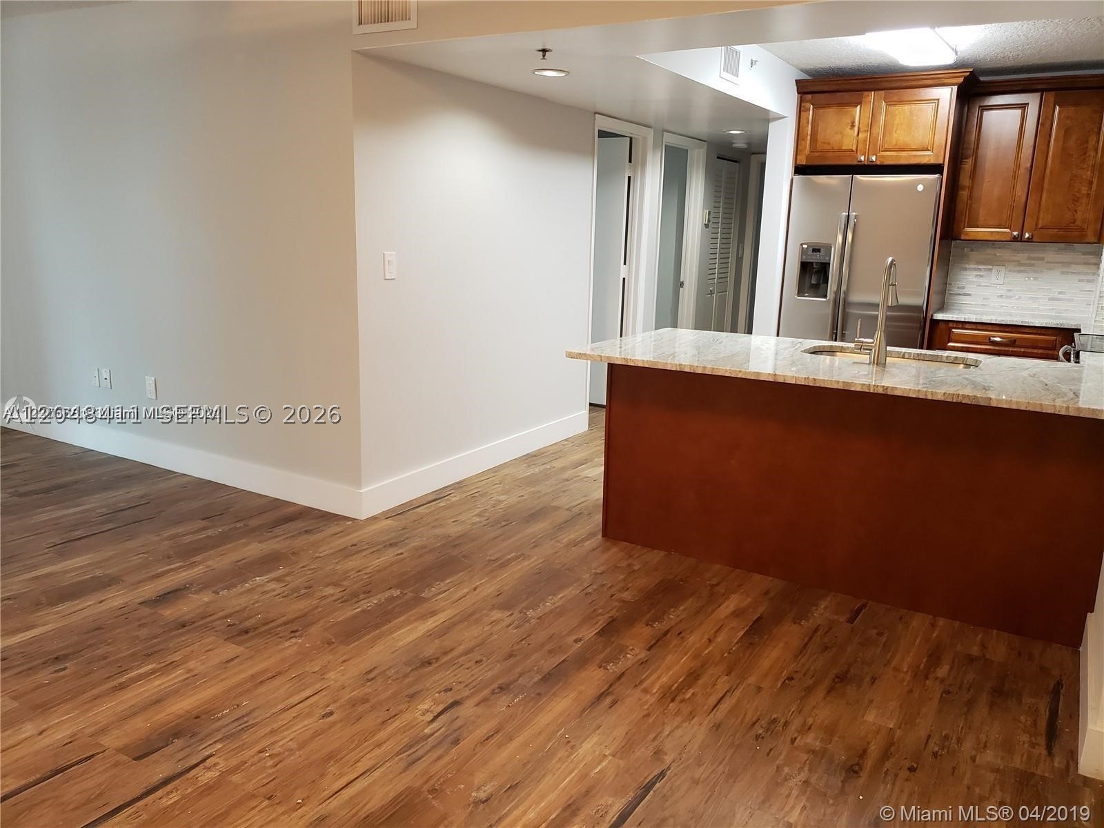 CASA GRANDE I TOWERS COND - Residential Lease