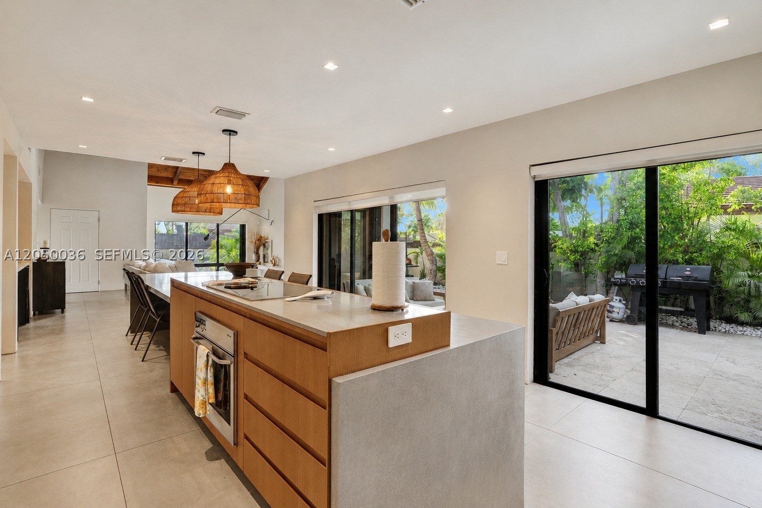SKY LAKE VILLAS FIRST ADD - Residential