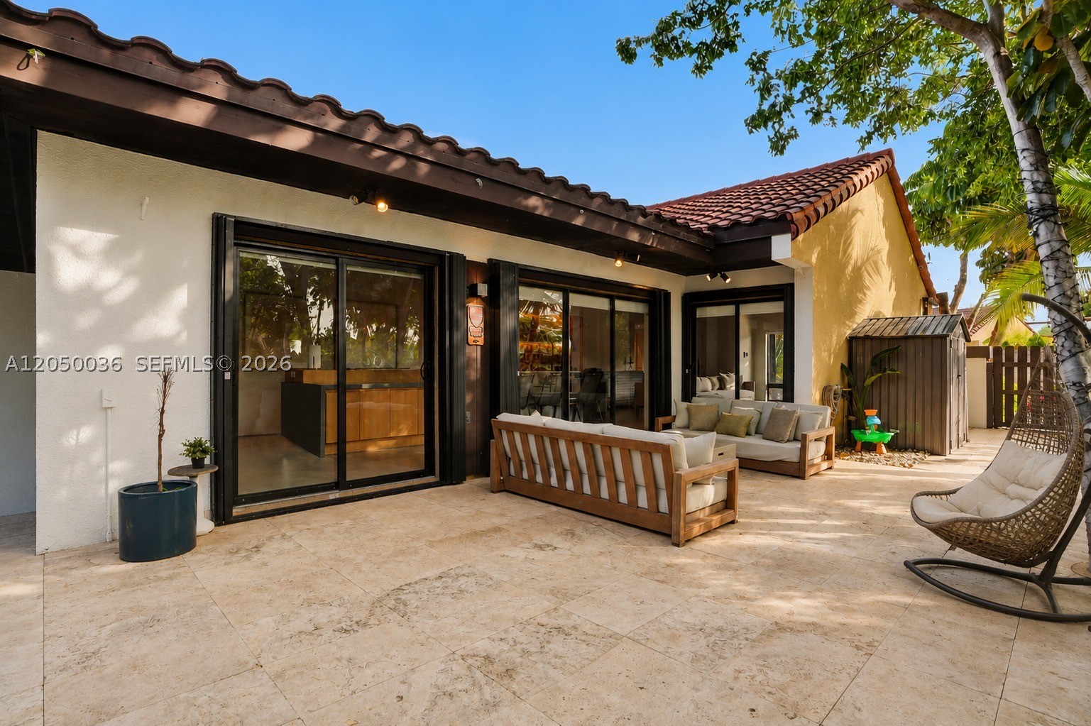 SKY LAKE VILLAS FIRST ADD - Residential