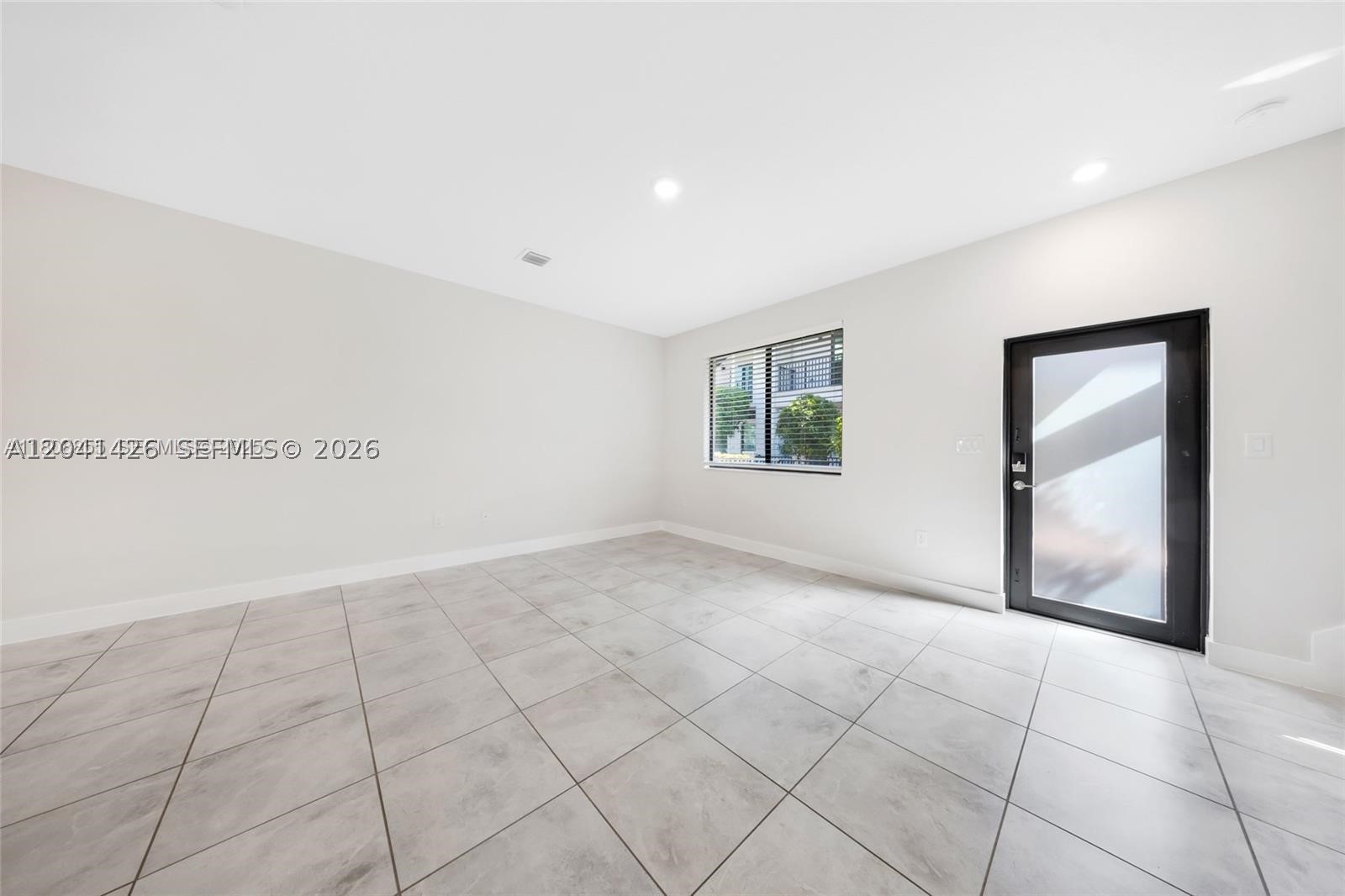 DOWNTOWN DORAL SOUTH PHAS - Residential
