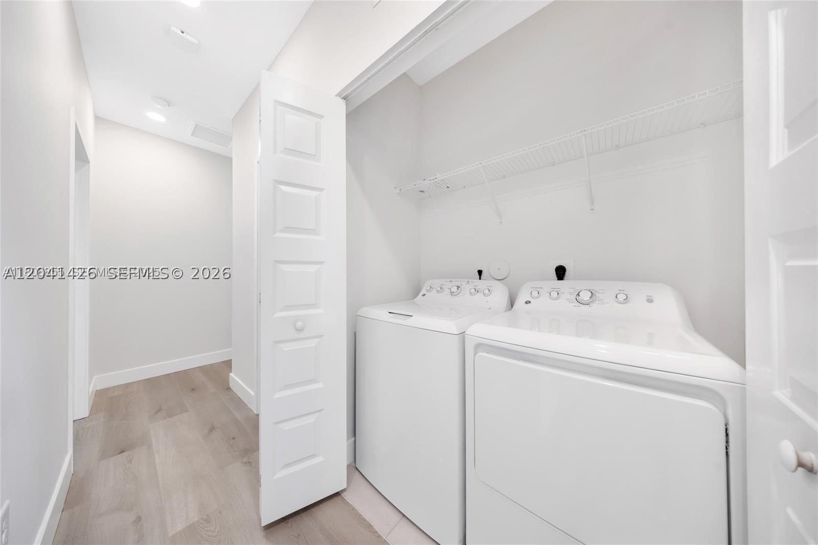 DOWNTOWN DORAL SOUTH PHAS - Residential