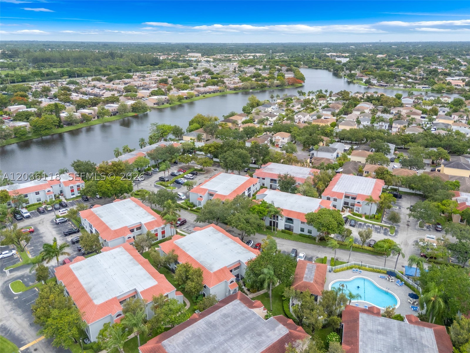 PIERPOINTE FIVE CONDO I - Residential