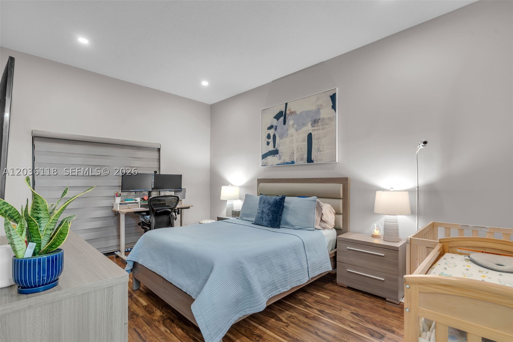PIERPOINTE FIVE CONDO I - Residential