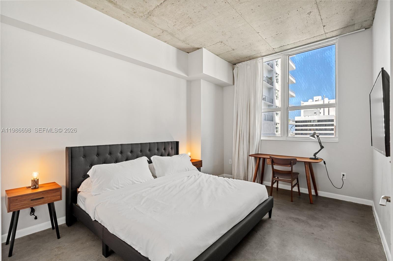 THE LOFT DOWNTOWN II COND - Residential