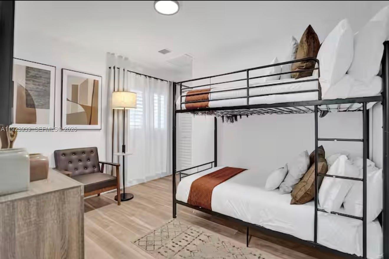 MARTHA BRIGHT FARMS - Residential