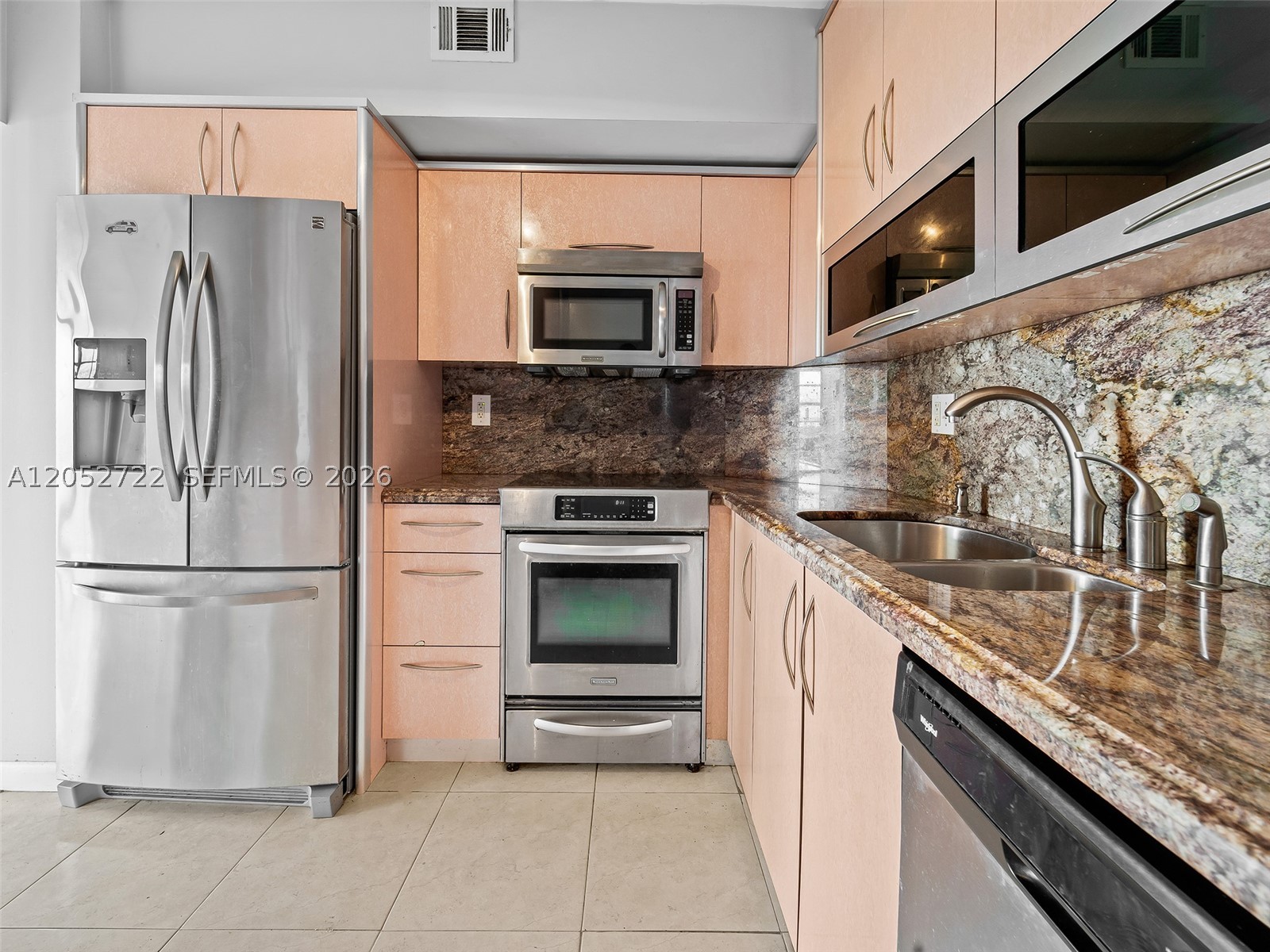ARLEN HOUSE WEST CONDO - Residential Lease