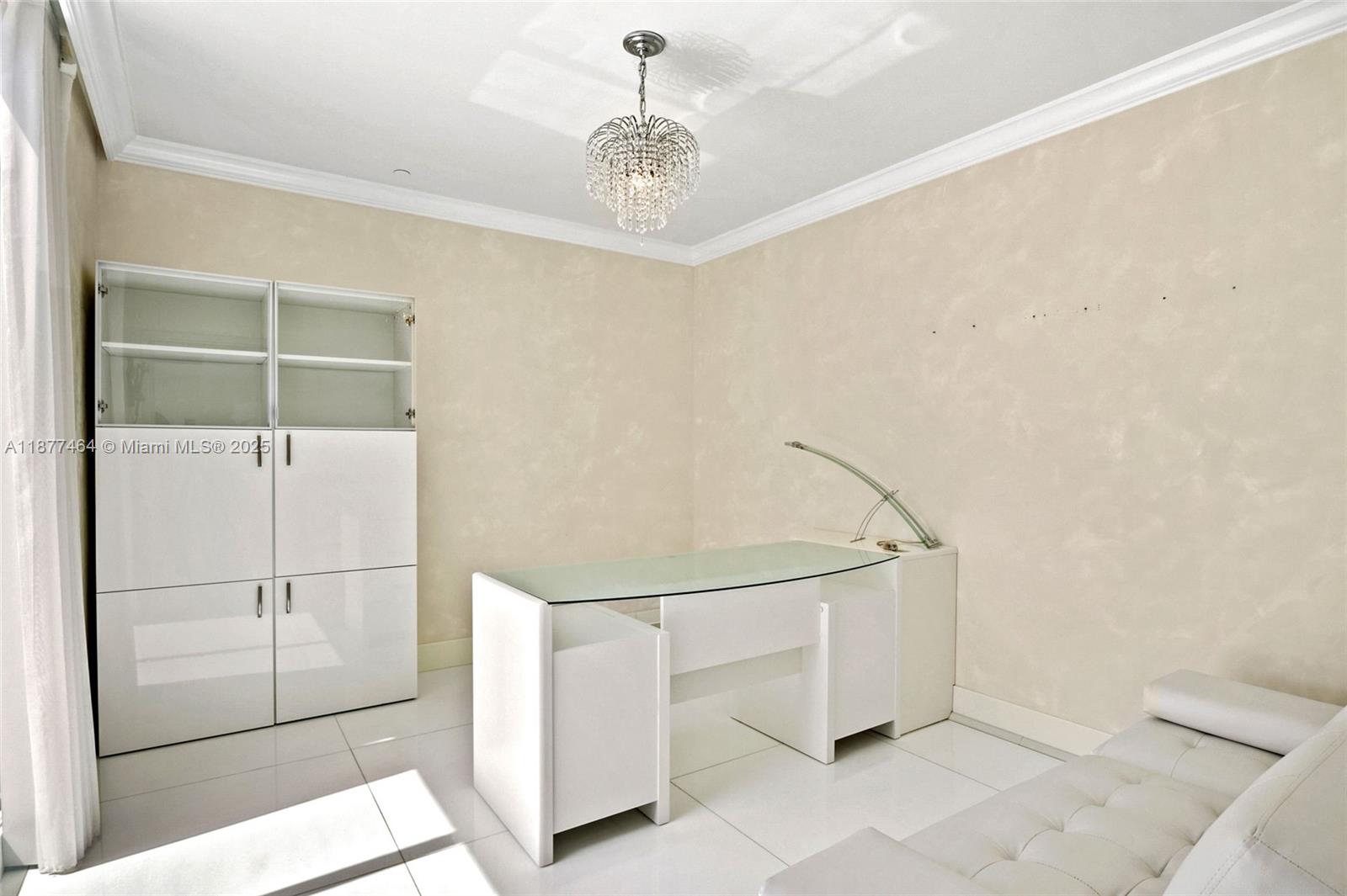 BEACH CLUB II - Residential