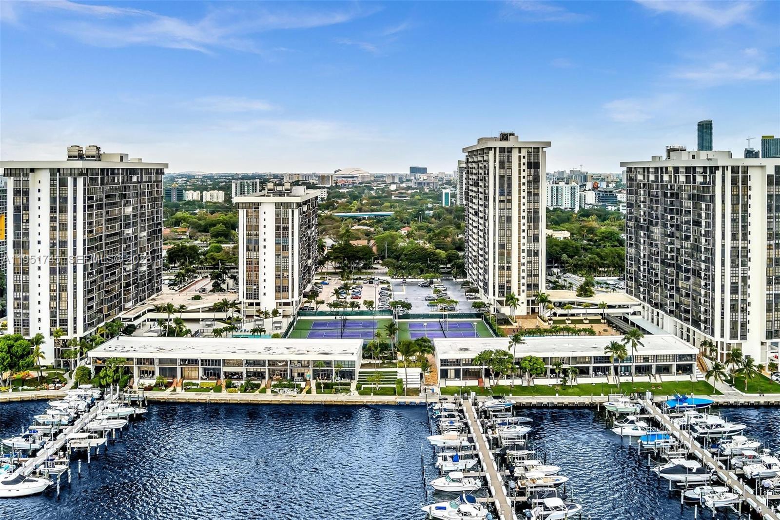 BRICKELL PLACE CONDO - Residential
