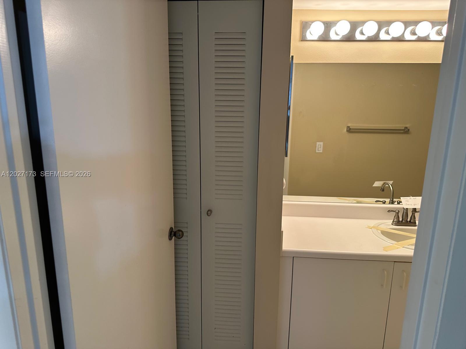 TRENT F CONDO - Residential Lease