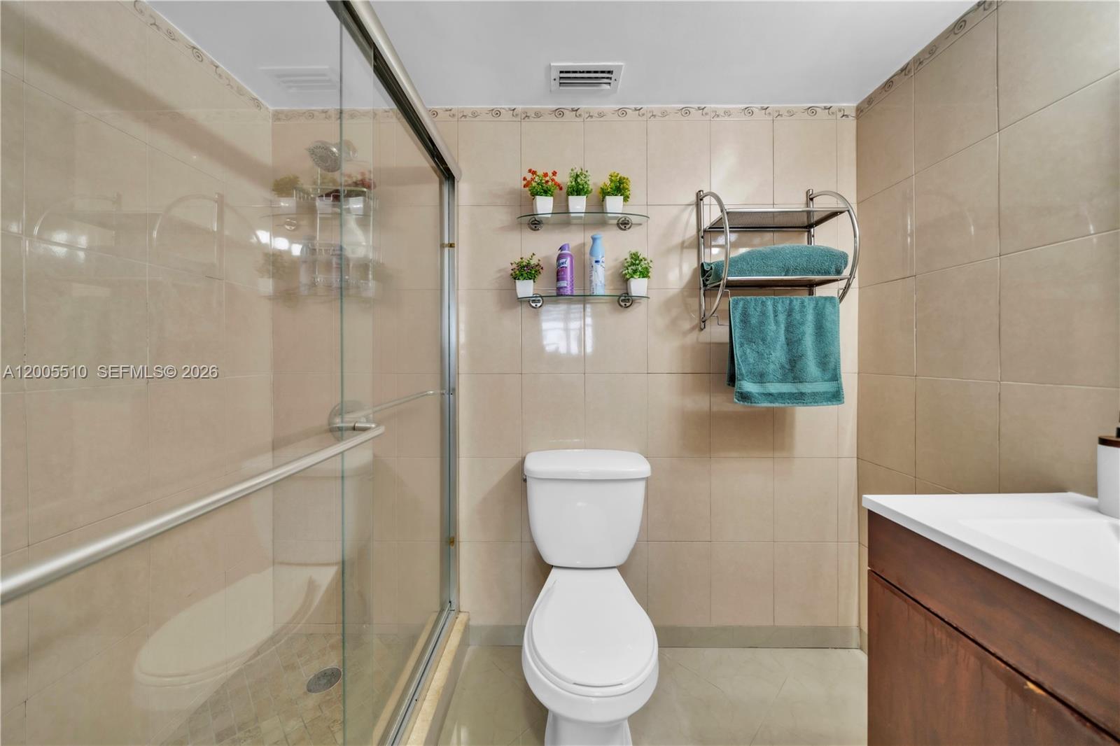 SEA AIR TOWERS CONDO - Residential