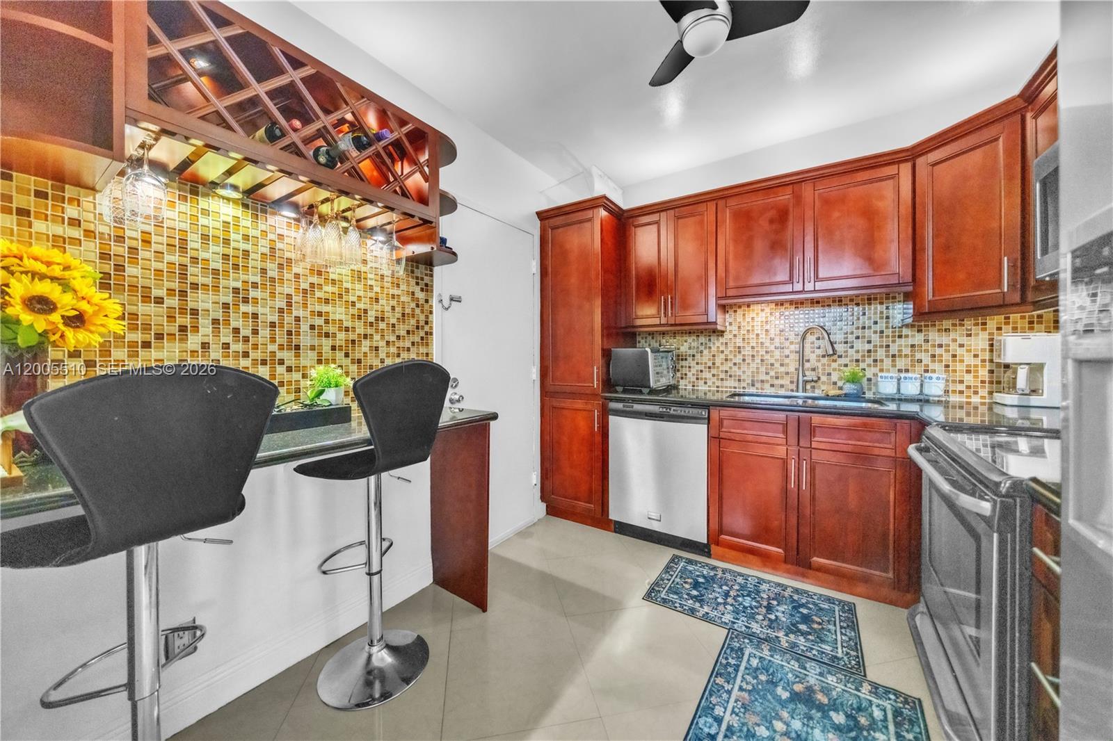 SEA AIR TOWERS CONDO - Residential