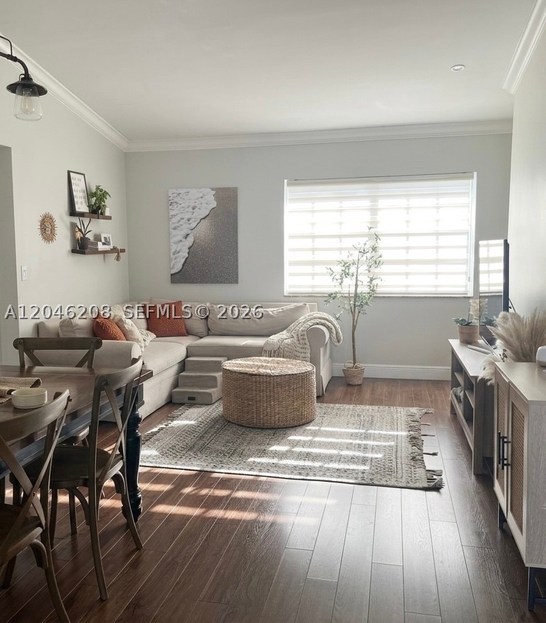 LAGO DEL REY CONDO - Residential