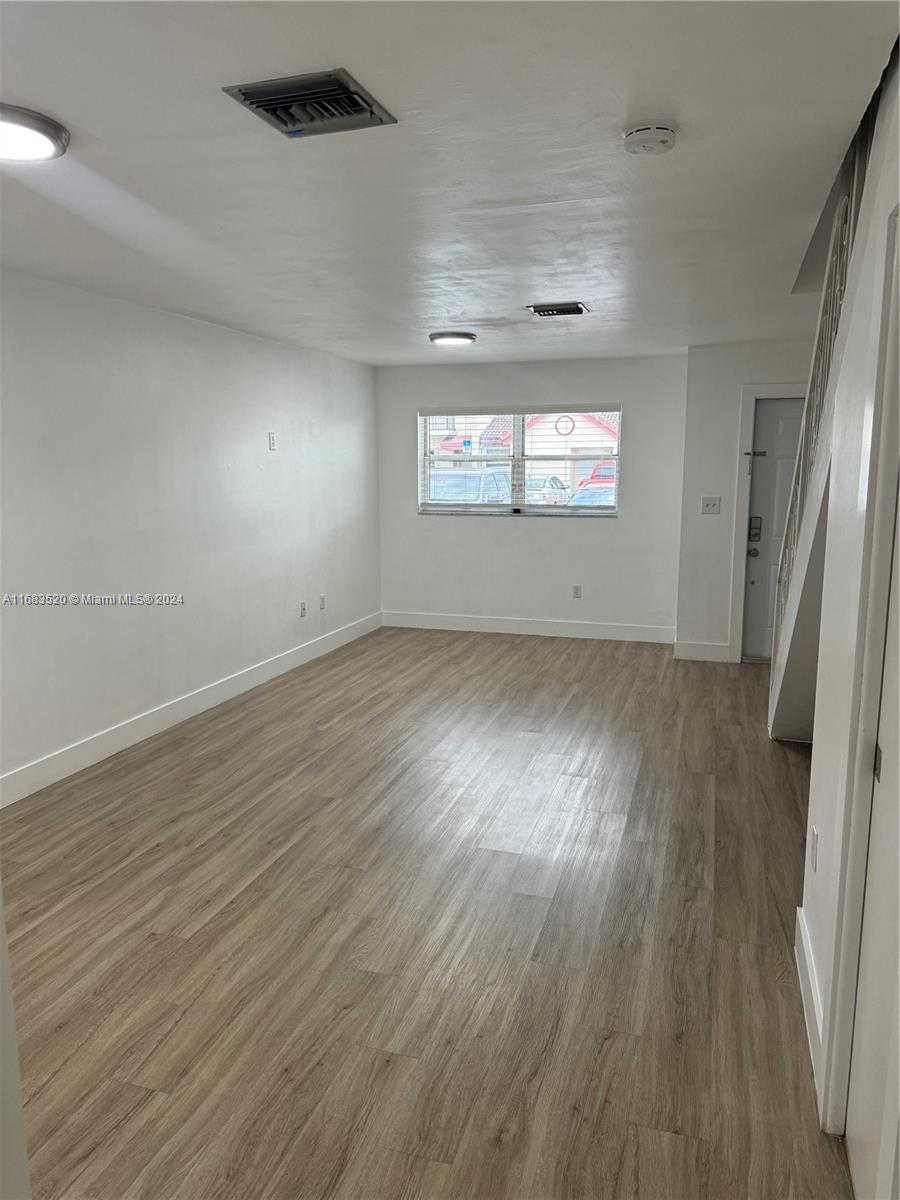 TERRA LAKE VILLAS CONDO - Residential Lease