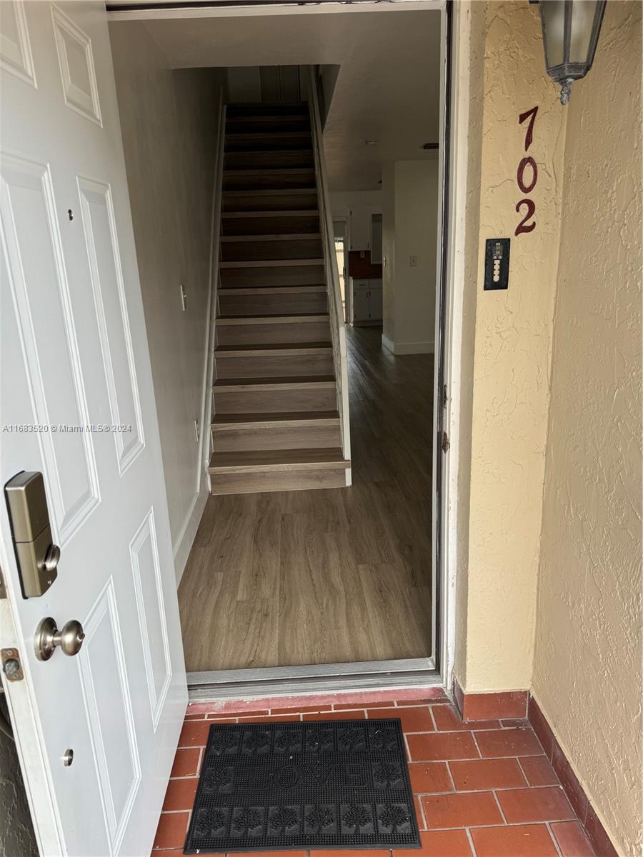 TERRA LAKE VILLAS CONDO - Residential Lease