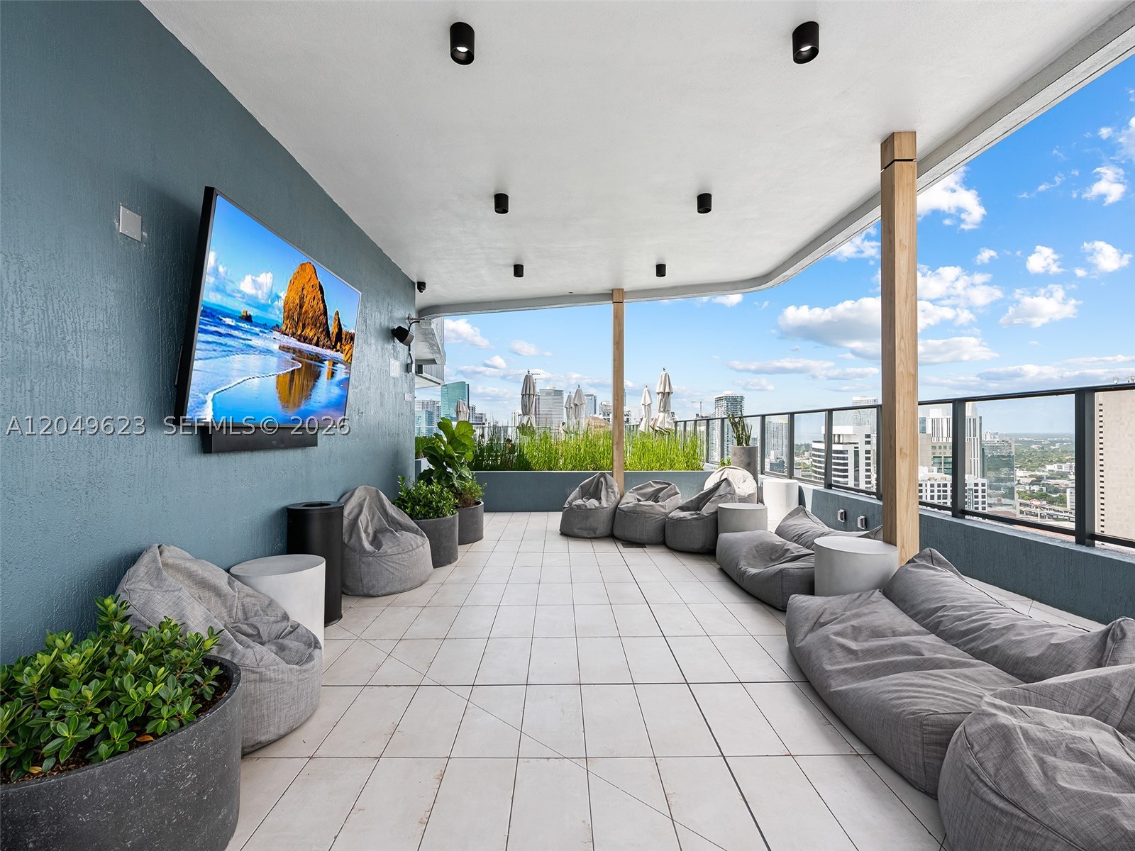 501 First Residences - Residential