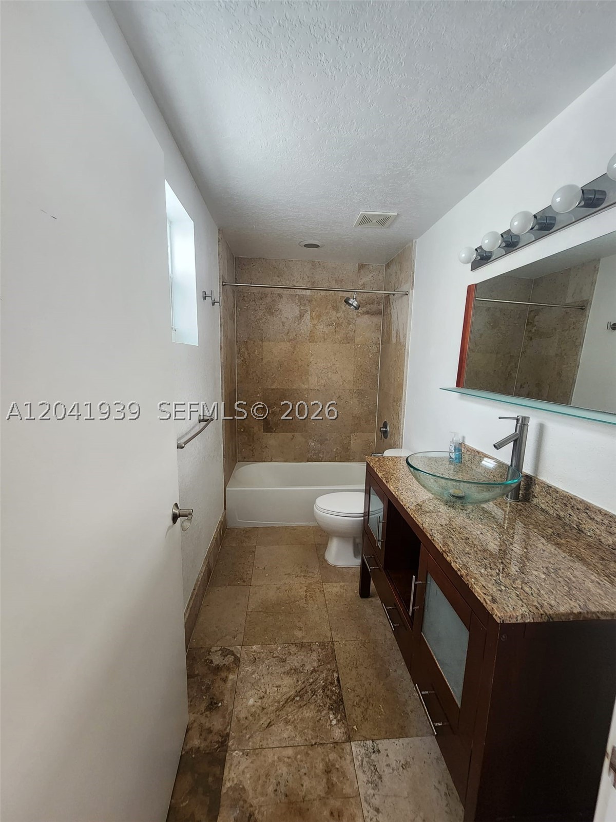 BAY HARBOR ISLAND - Residential Lease