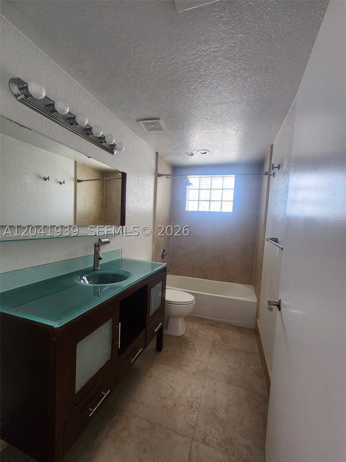 BAY HARBOR ISLAND - Residential Lease