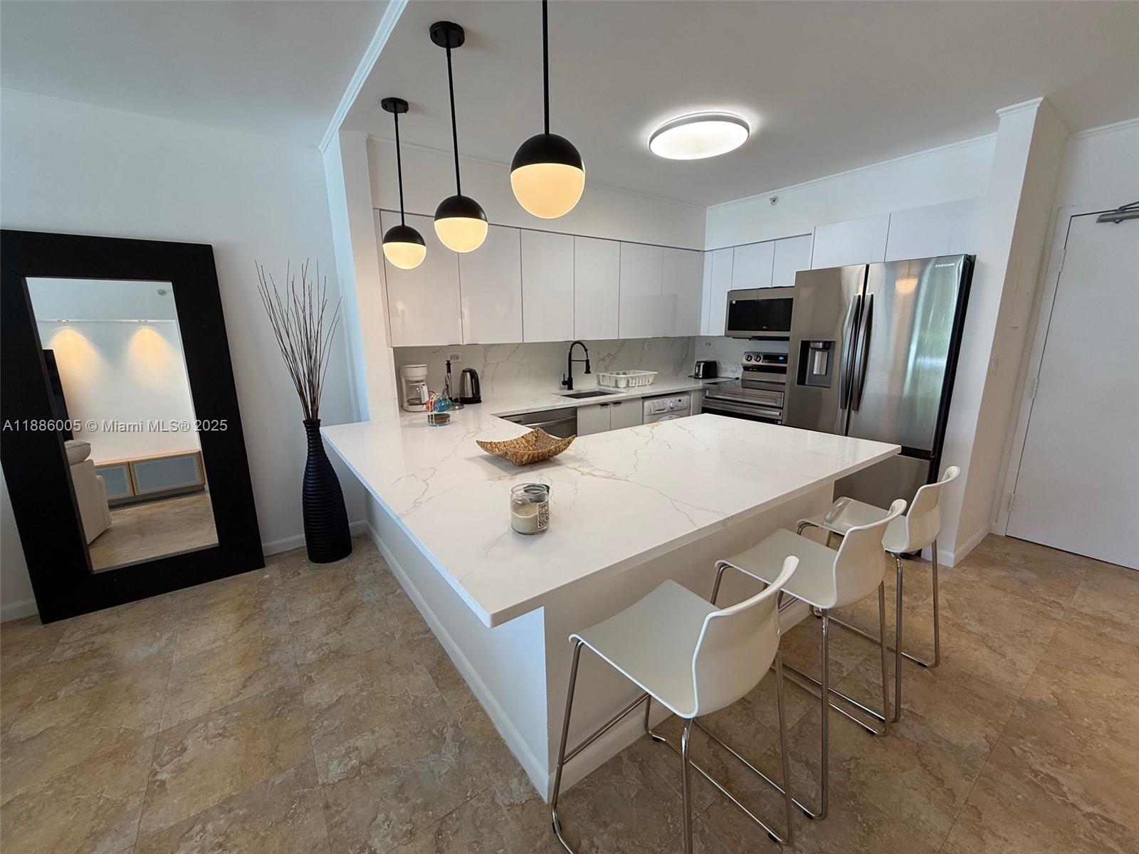 FLAMINGO SOUTH BEACH I CO - Residential