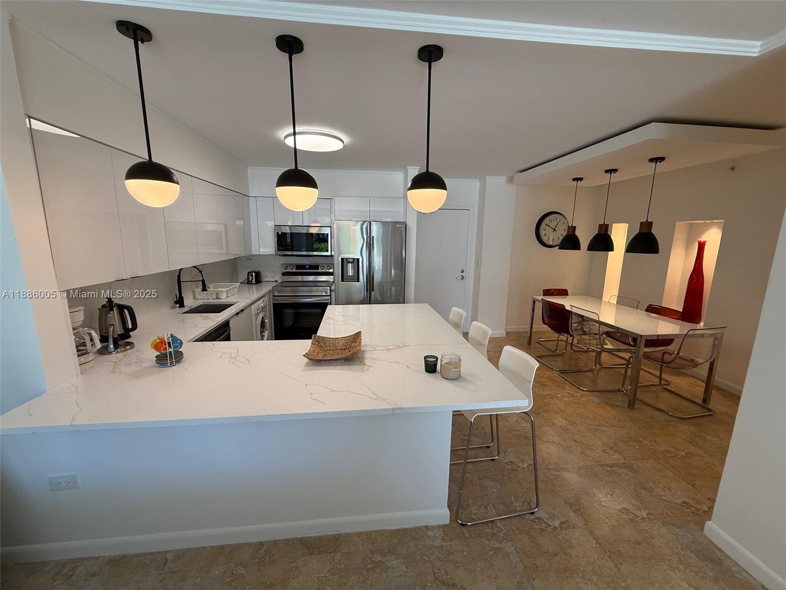 FLAMINGO SOUTH BEACH I CO - Residential