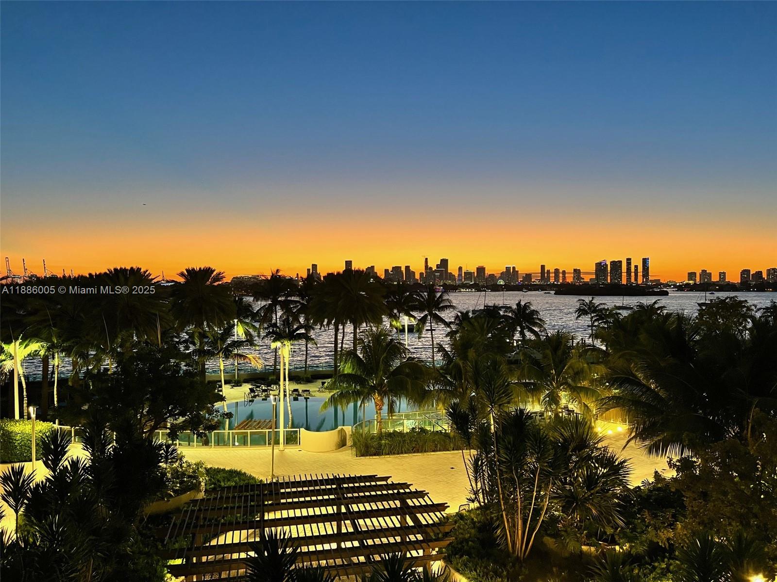 FLAMINGO SOUTH BEACH I CO - Residential