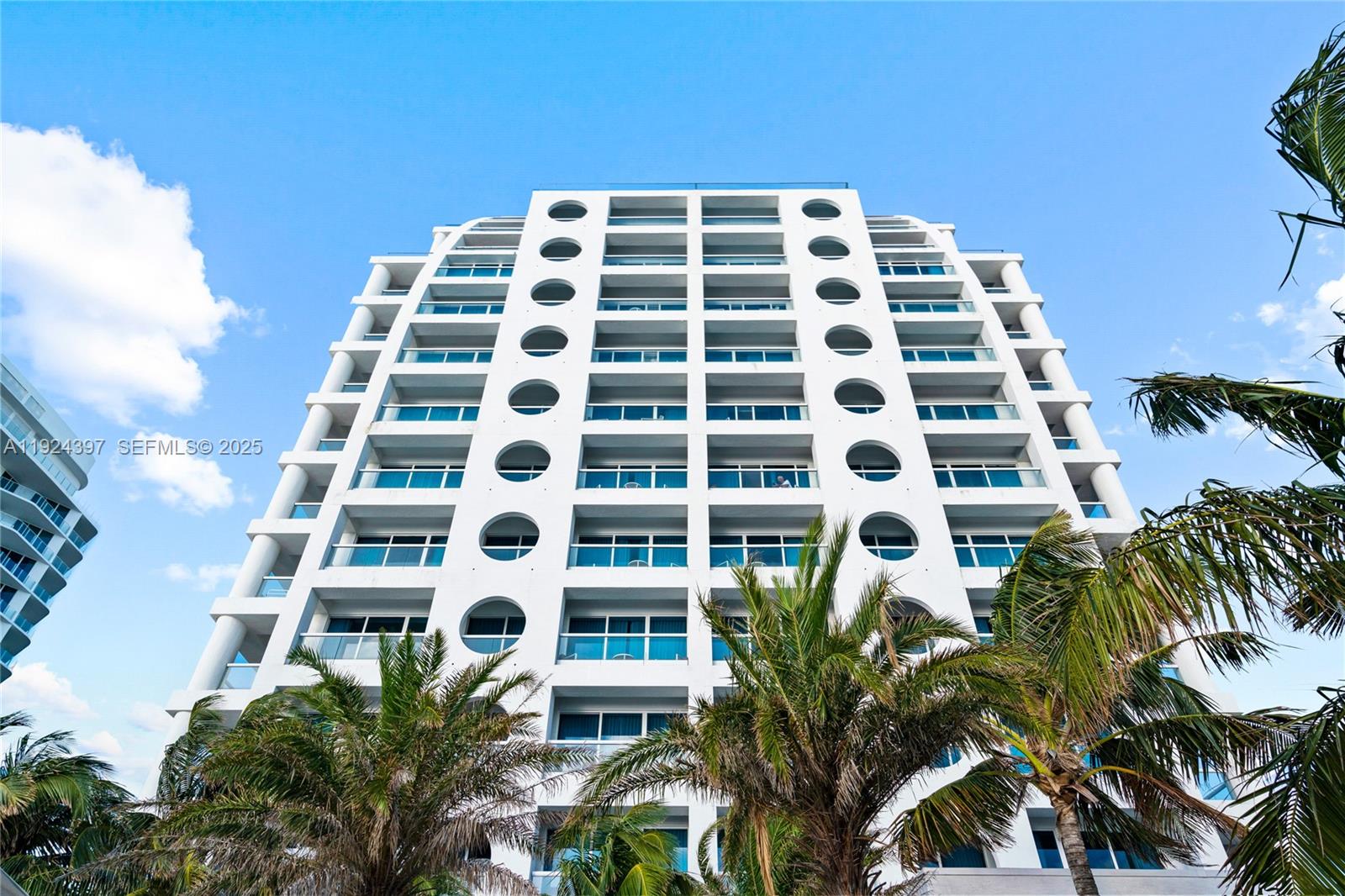 551 FLB CONDOMINIUM RESID - Residential