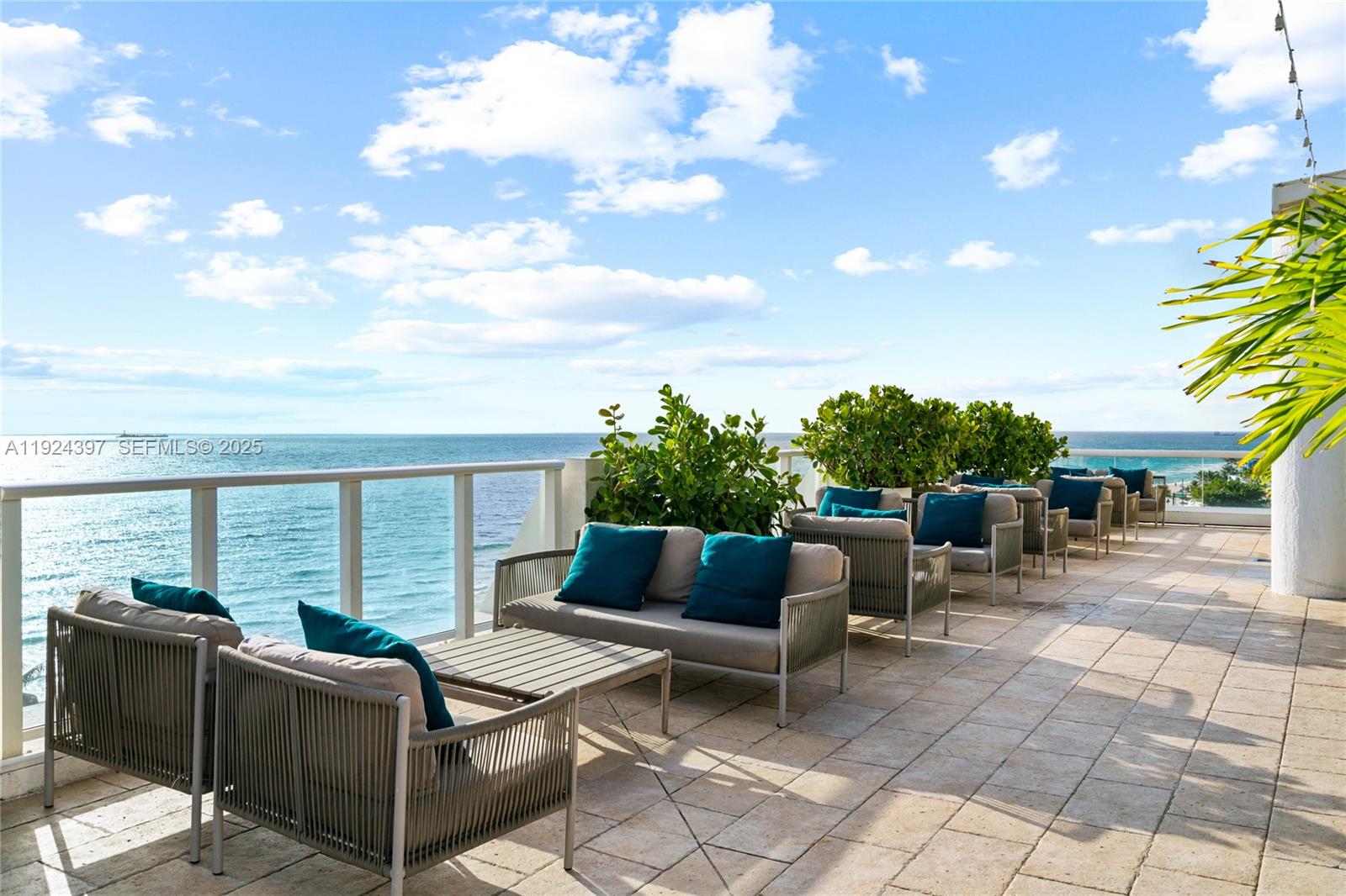 551 FLB CONDOMINIUM RESID - Residential