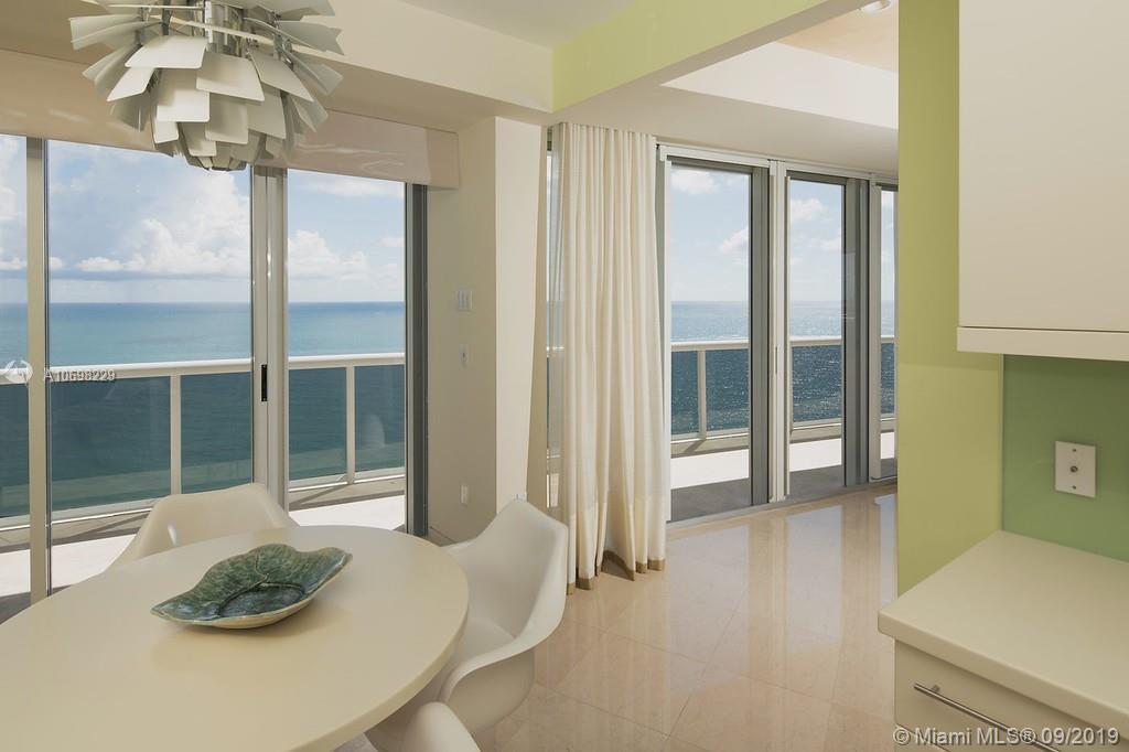 MAJESTIC TOWER - Residential