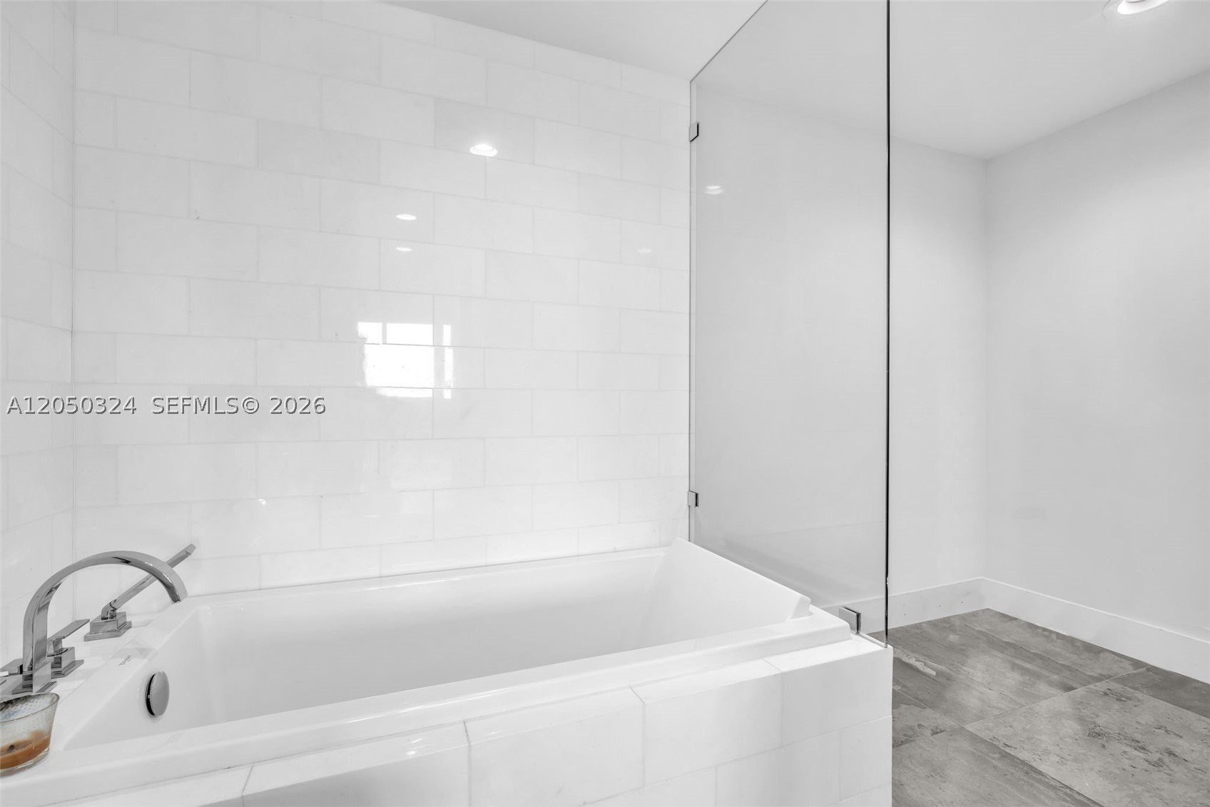 BURLEIGH HOUSE CONDO - Residential Lease