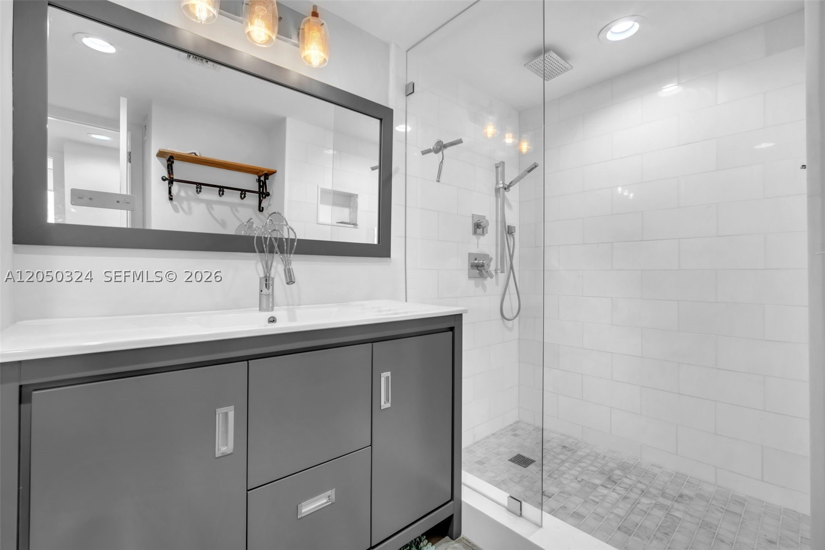 BURLEIGH HOUSE CONDO - Residential Lease