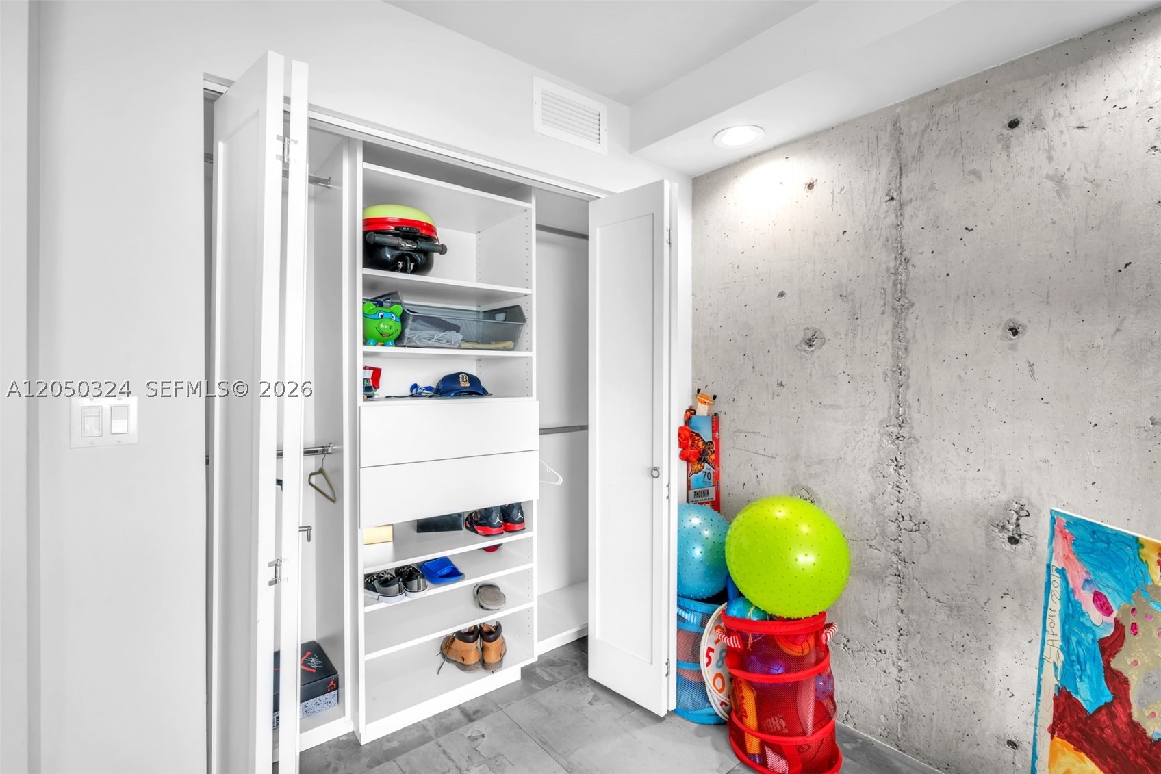 BURLEIGH HOUSE CONDO - Residential Lease