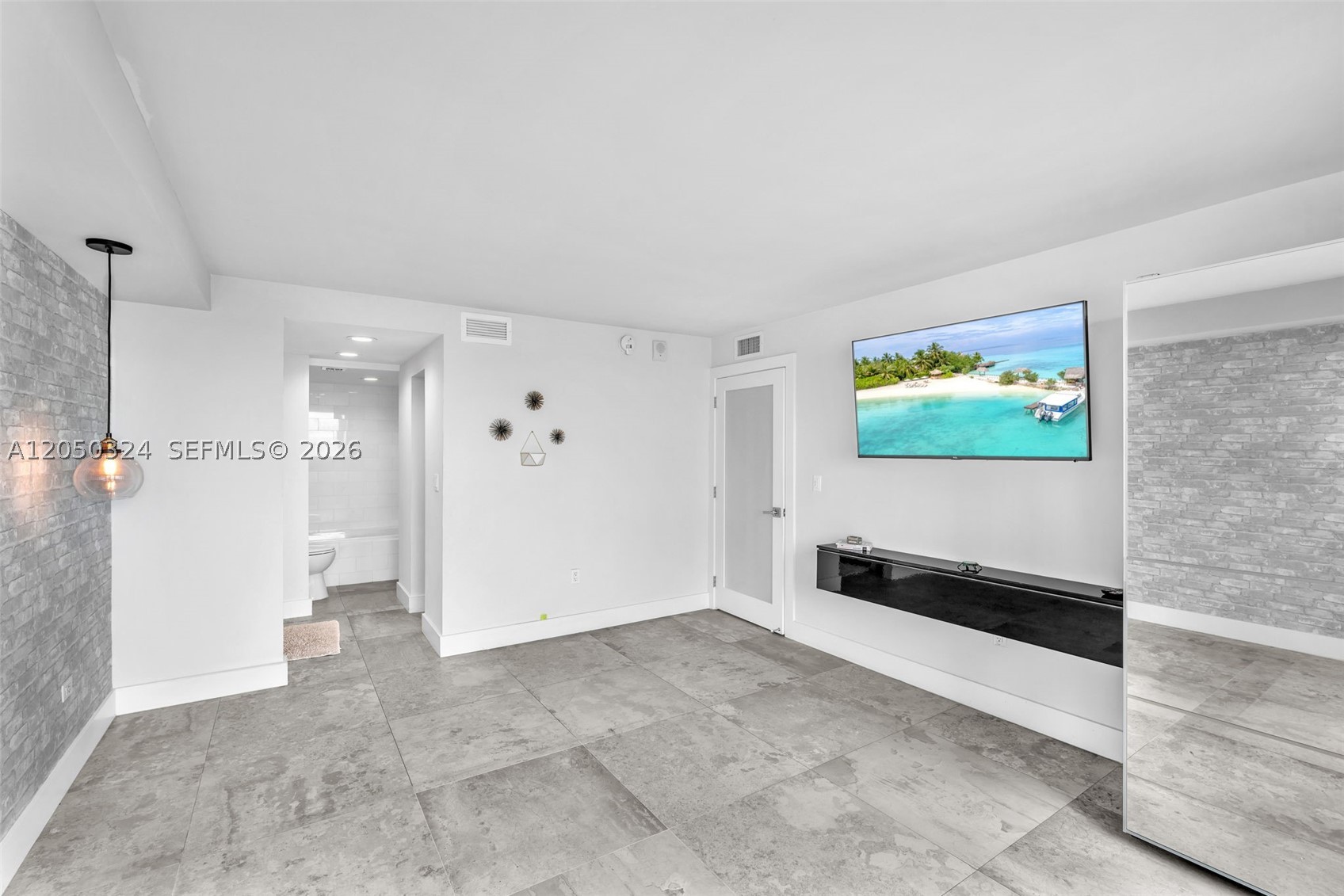 BURLEIGH HOUSE CONDO - Residential Lease