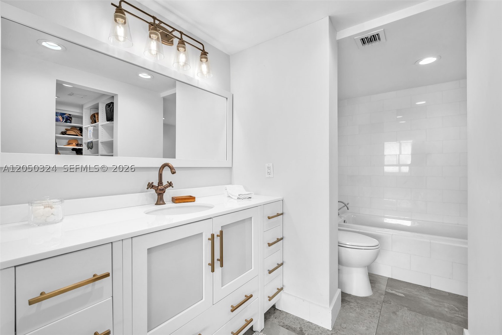 BURLEIGH HOUSE CONDO - Residential Lease