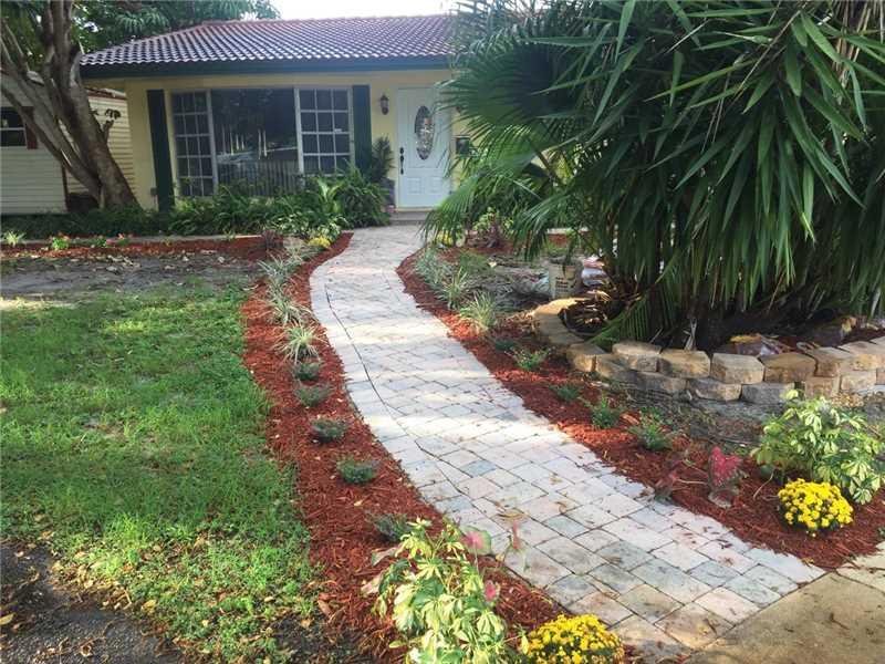 HOLLYWOOD GOLF ESTATES SE - Residential