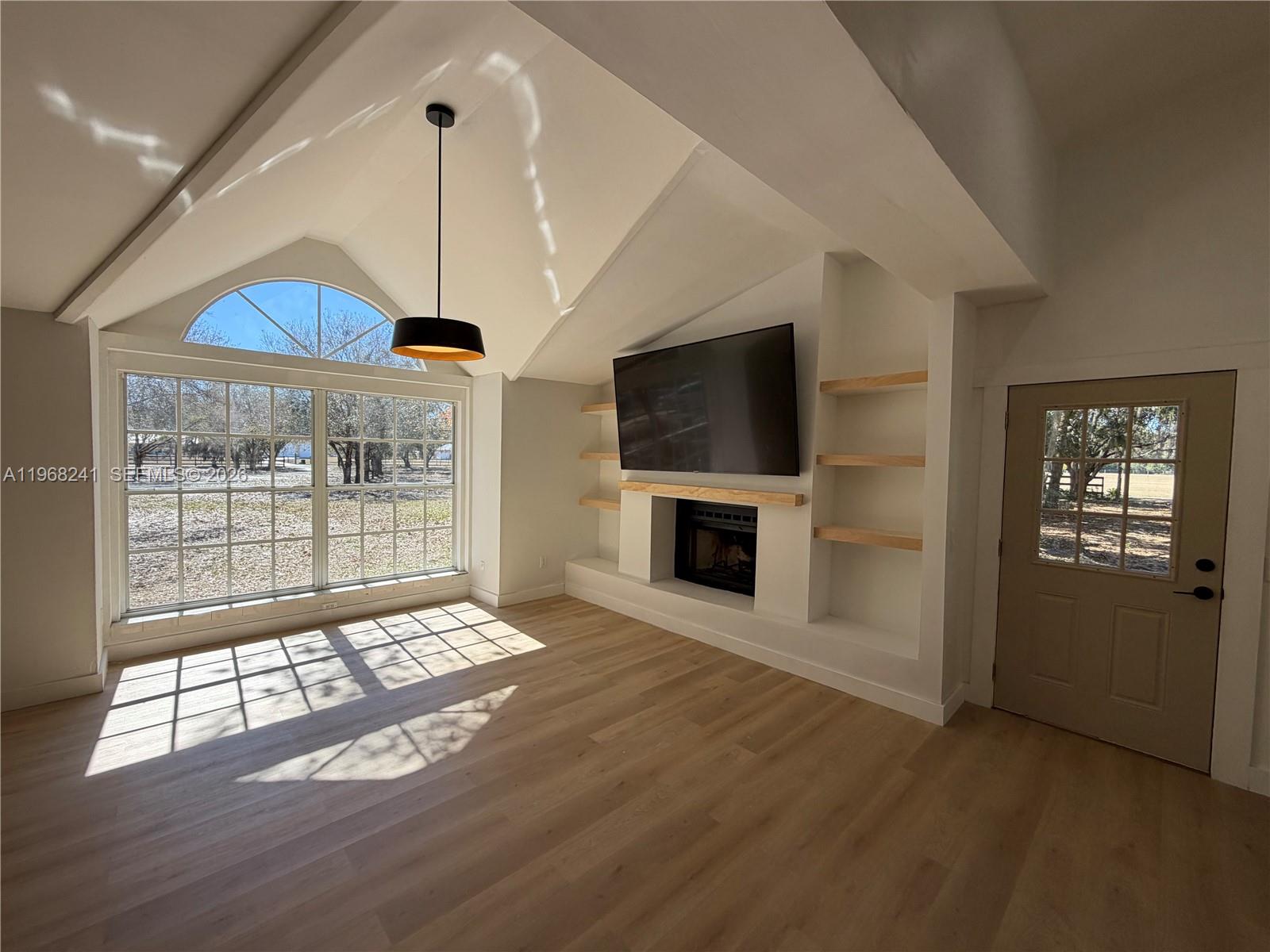 SOMERVALE DOWNS - Residential