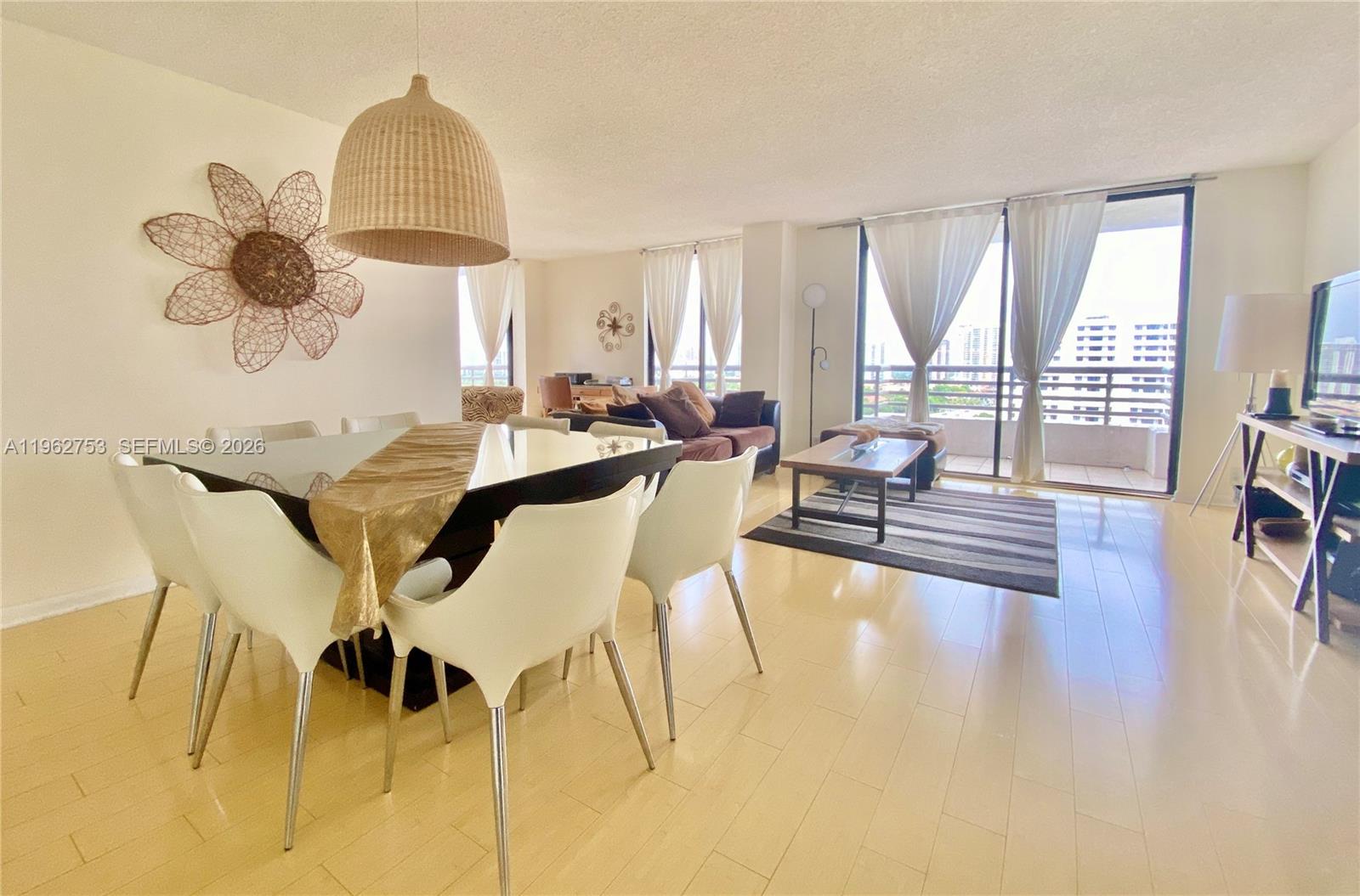 PARC CENTRAL AVENTURA SOU - Residential
