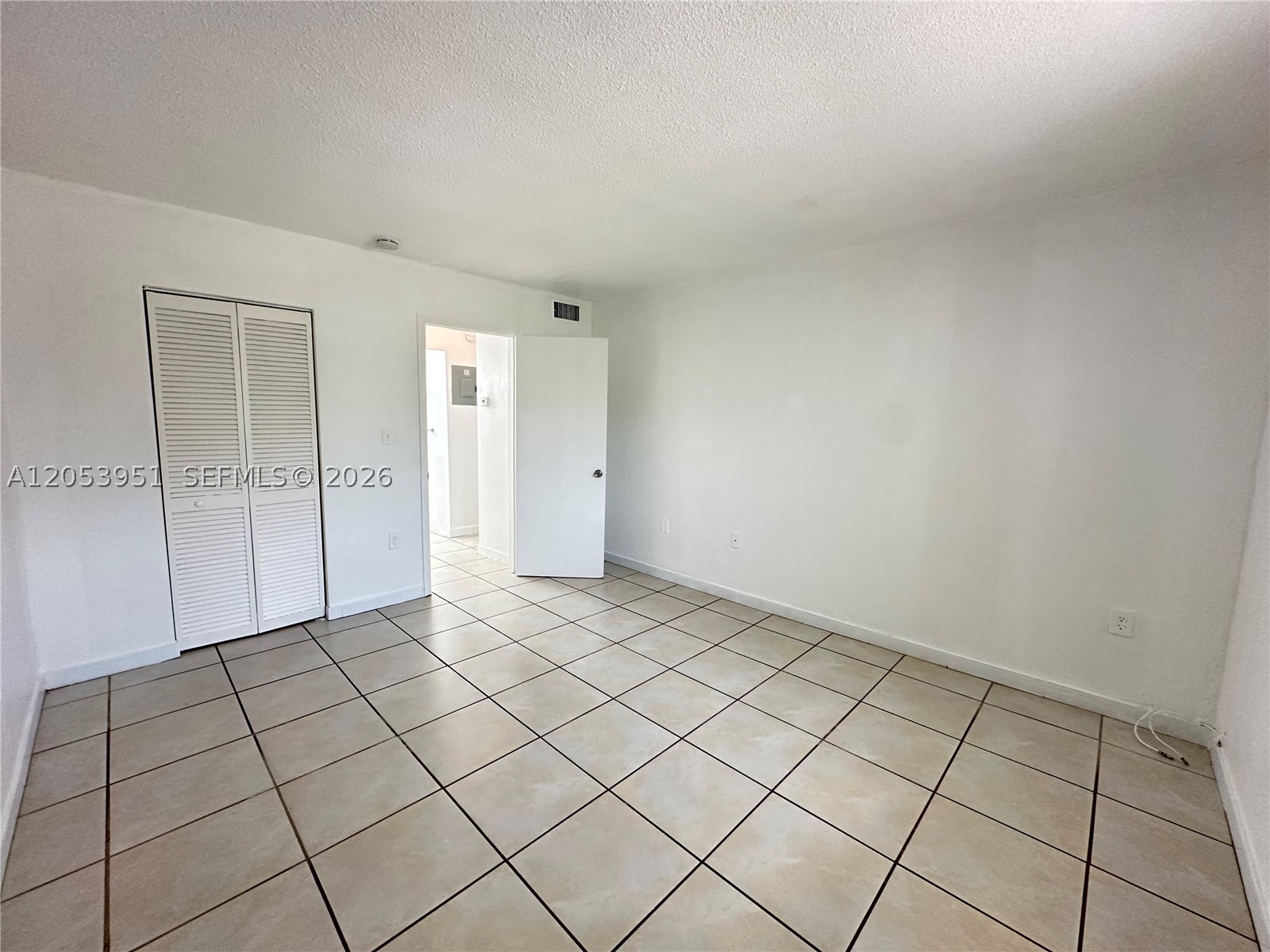 LEJEUNE GDN ESTATES AMD P - Residential Lease