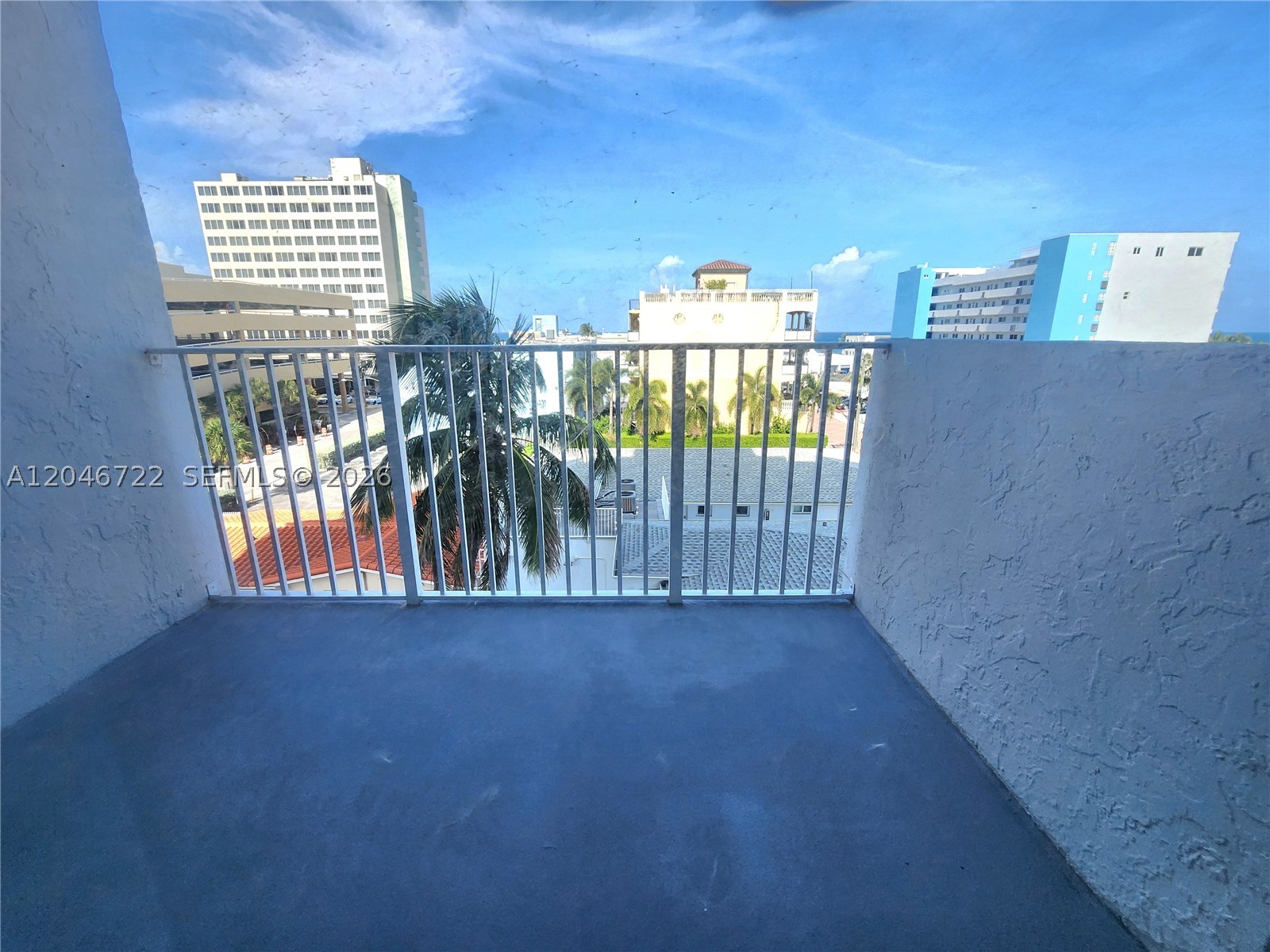 VICTORIA TOWERS CONDO - Residential