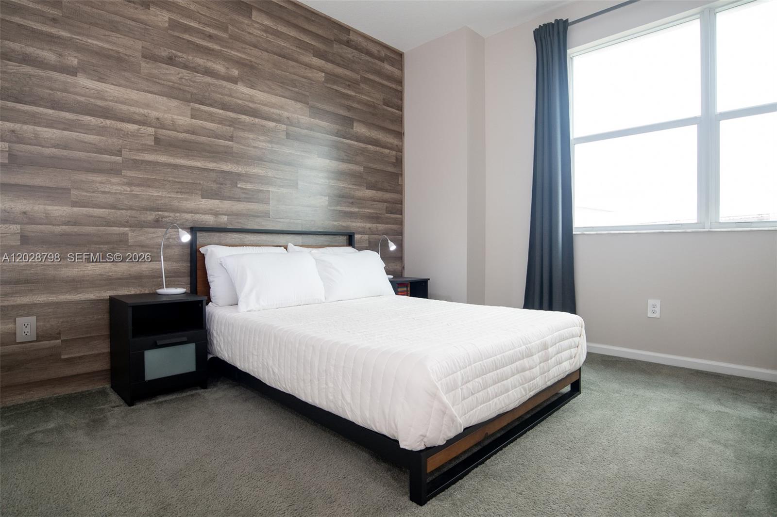 POINTE @ MIDDLE RIVER - Residential