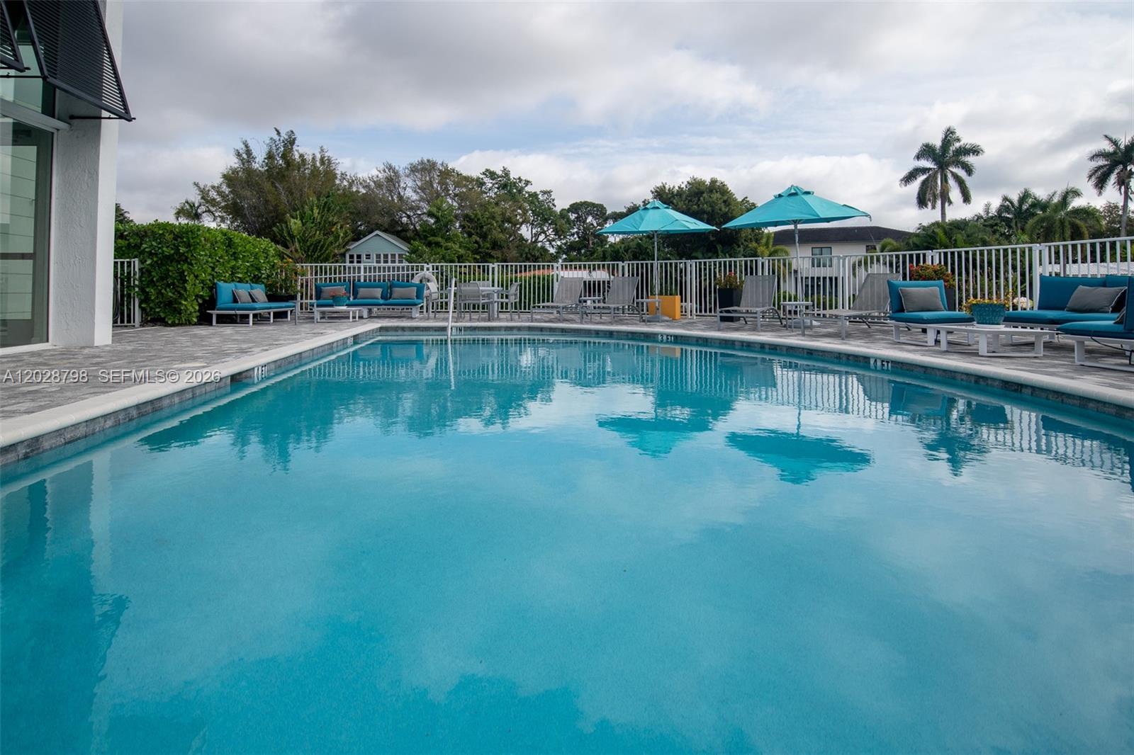 POINTE @ MIDDLE RIVER - Residential